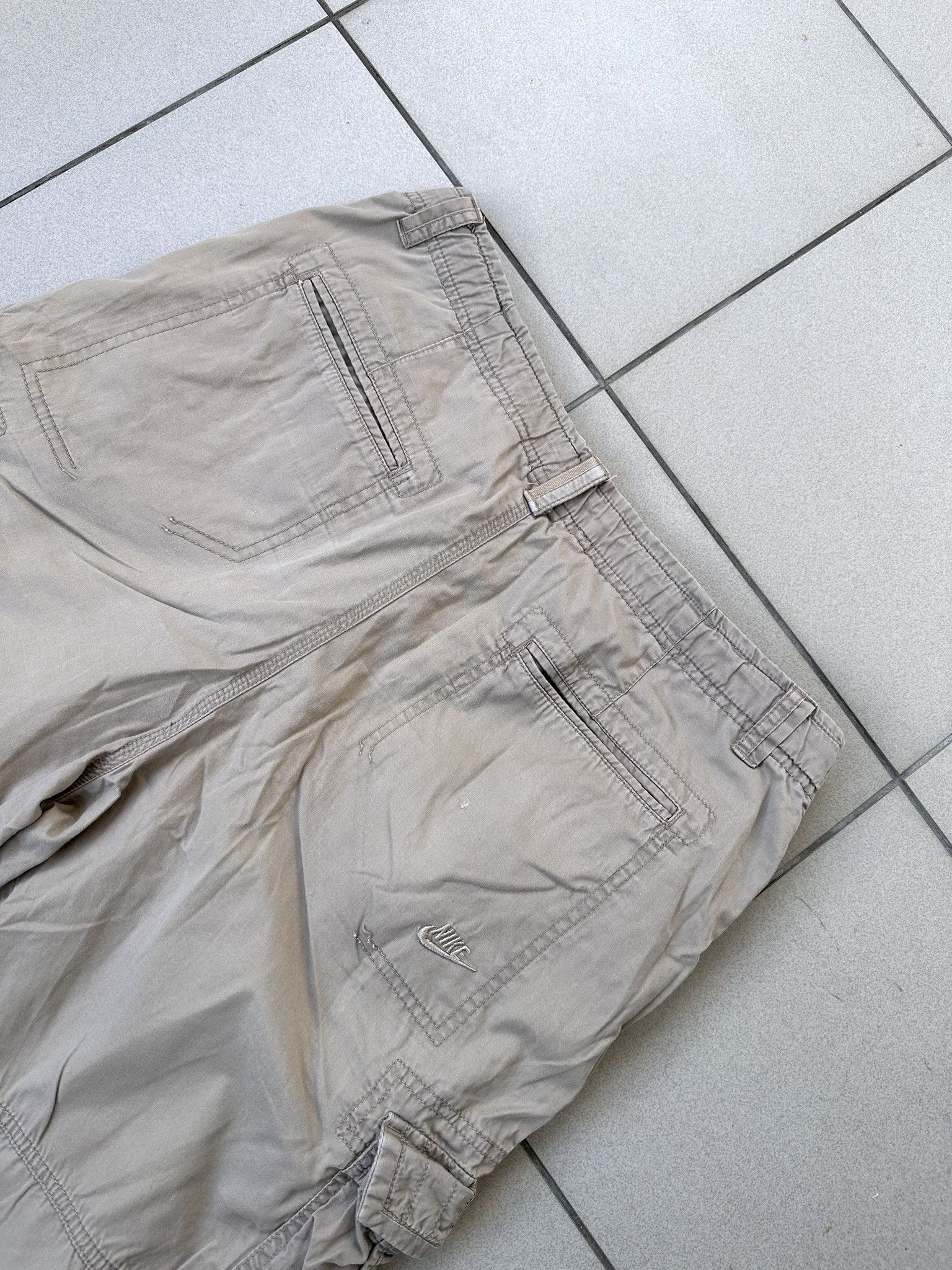 Nike × Vintage Vintage Nike cargo shorts Size US 34 / EU 50 - 8 Thumbnail