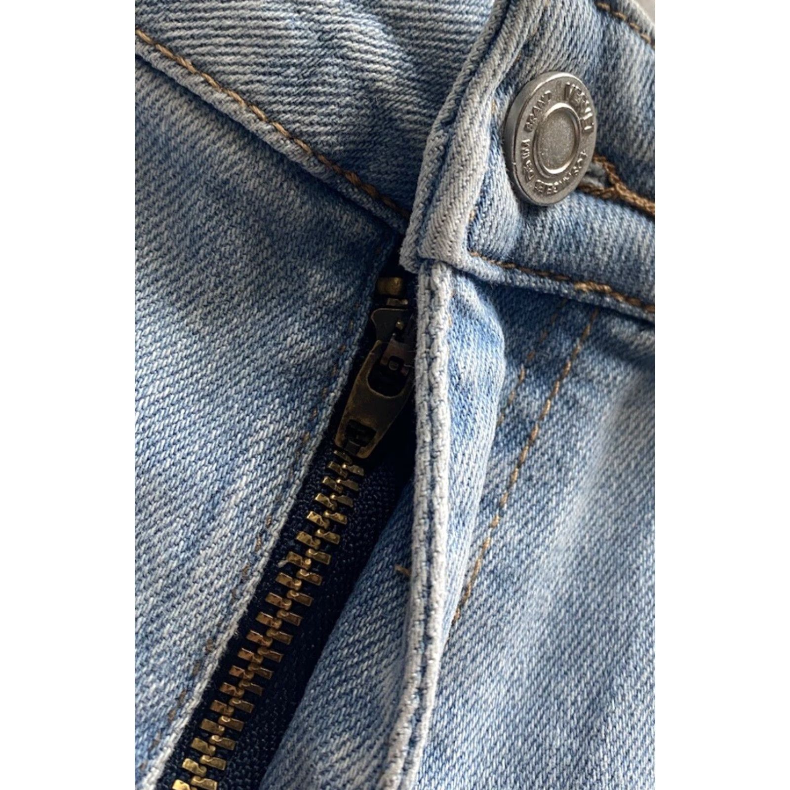 Denime Vervet Cortney Stretch Mom Shorts Women’s M Blue Denim Size 32" / US 10 / IT 46 - 4 Thumbnail
