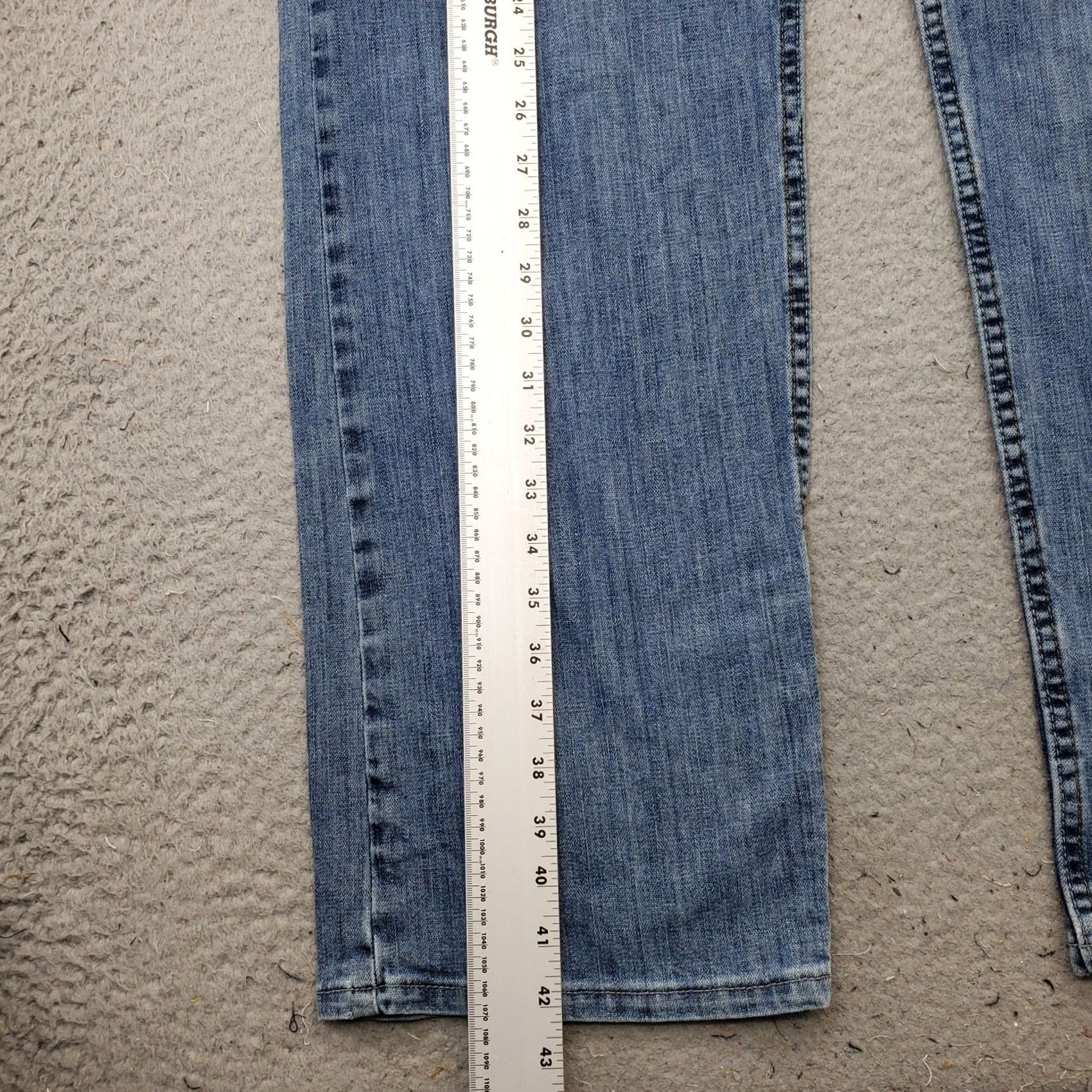 Lee Lee Premium Jeans Mens 42x32 Blue Denim Classic Fit Medium Wash Straight Leg Size US 42 / EU 58 - 3 Thumbnail