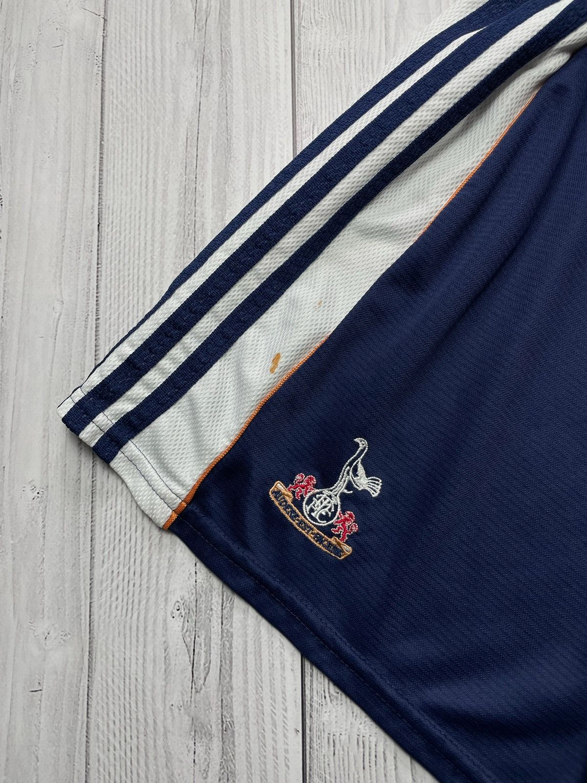 Adidas × Vintage Vintage adidas Tottenham soccer shorts size L logo Size US 34 / EU 50 - 2 Thumbnail