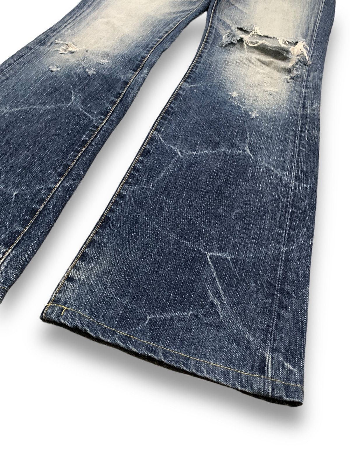 If Six Was Nine Japanese Blue Way Cracked Wash Cross Distressed Flare Jeans Size US 30 / EU 46 - 10 Thumbnail