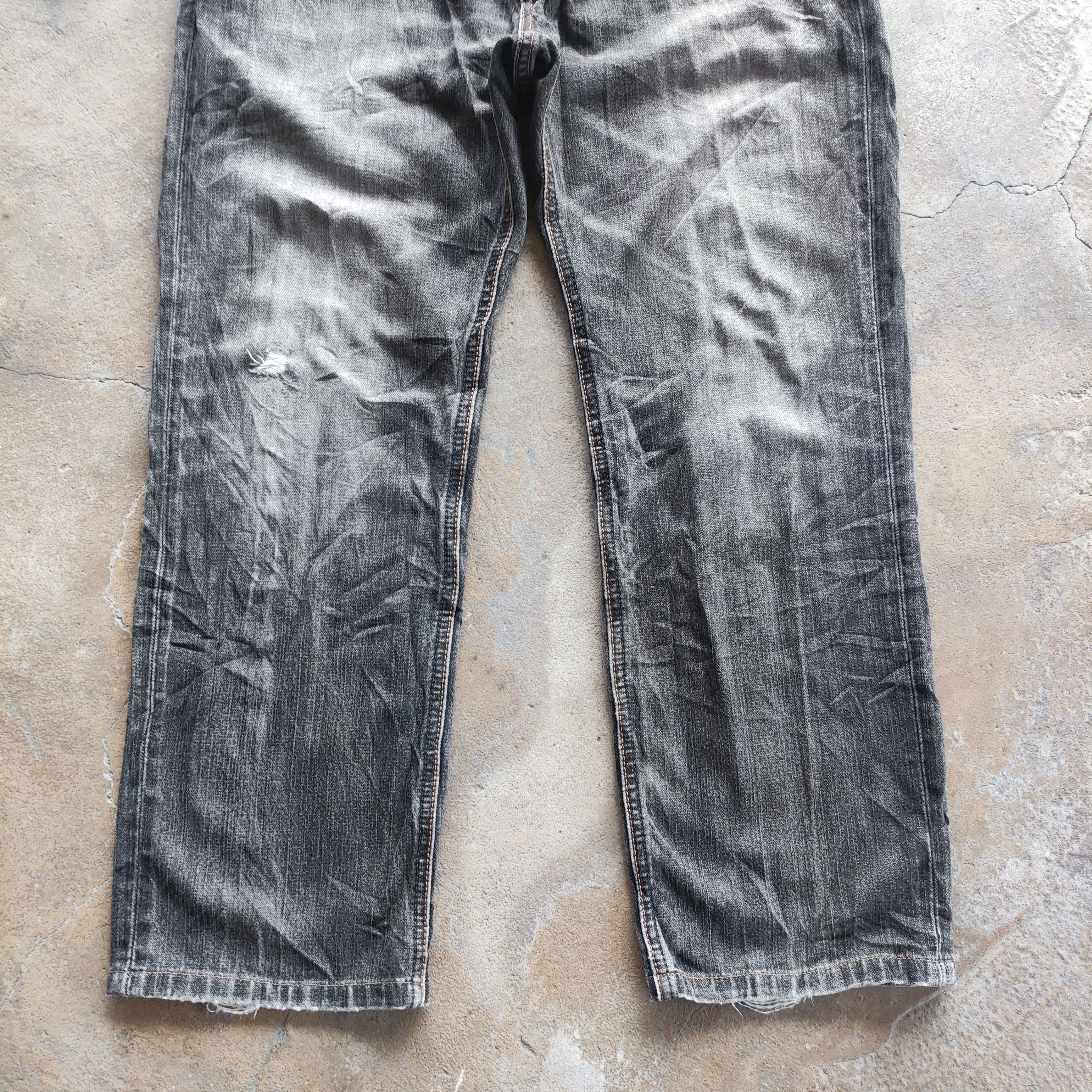 Japanese Brand Vintage Japanese Brand Wrangler Jeans Ripped Pants Size US 34 / EU 50 - 4 Thumbnail