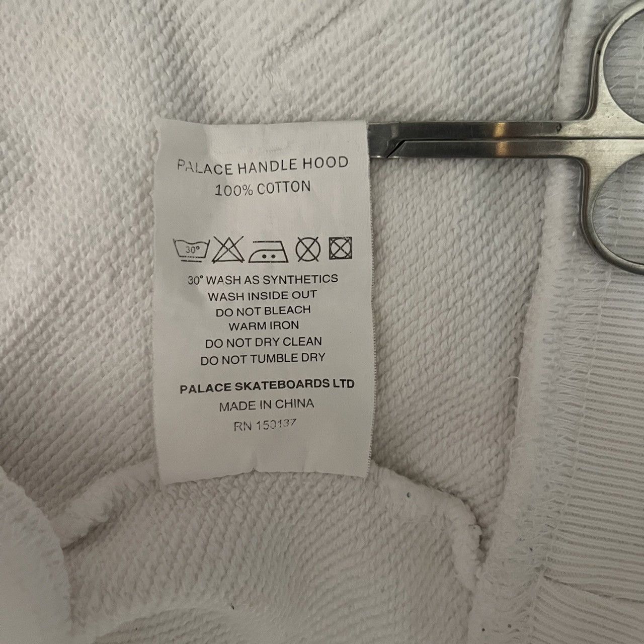 Palace Palace Handle Hood White Size US XL / EU 56 / 4 - 5 Thumbnail