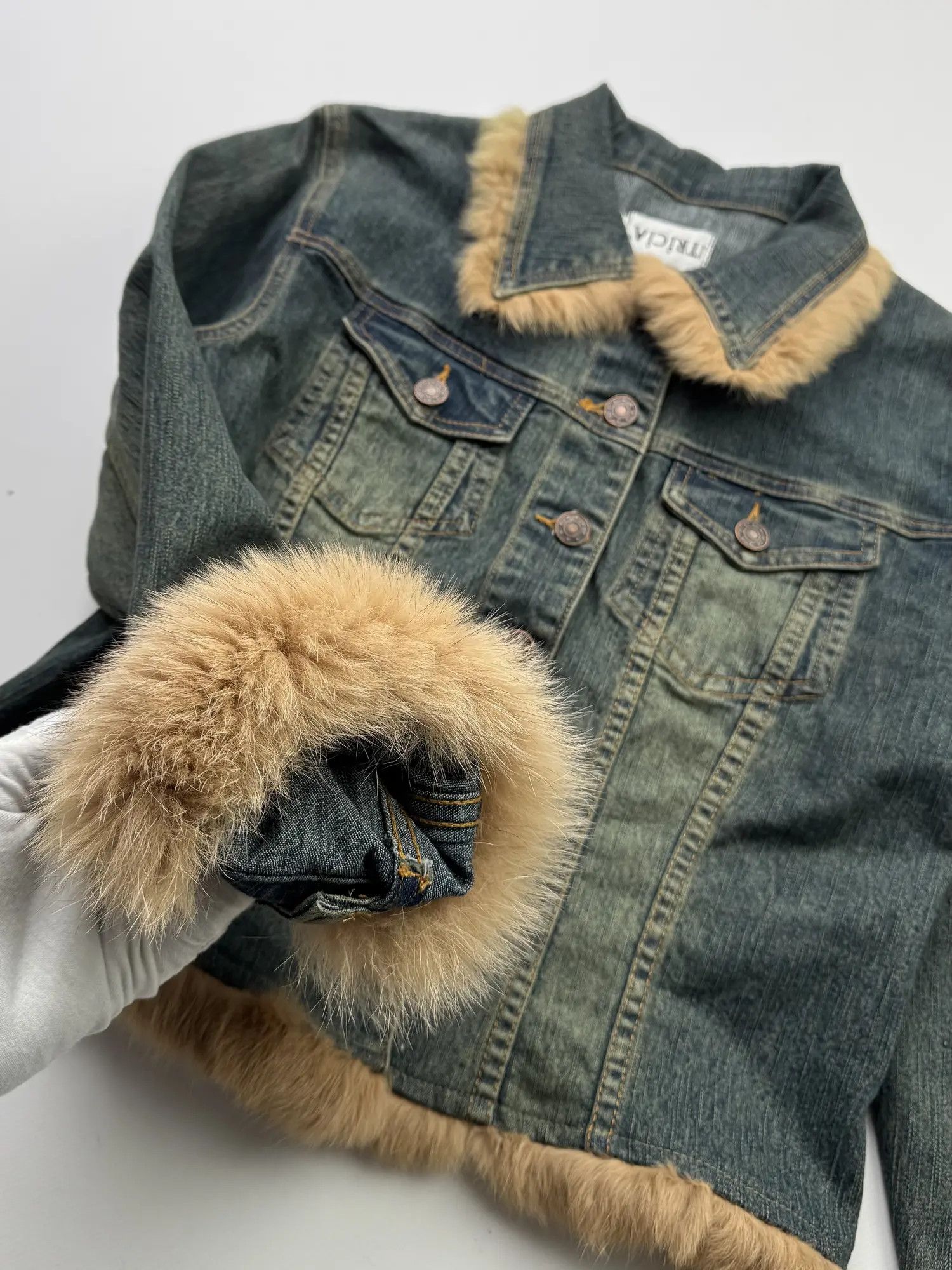 Vintage Vintage Cropped Denim Jacket With Real Fur B348(V54)E2 Size S / US 4 / IT 40 - 6 Thumbnail