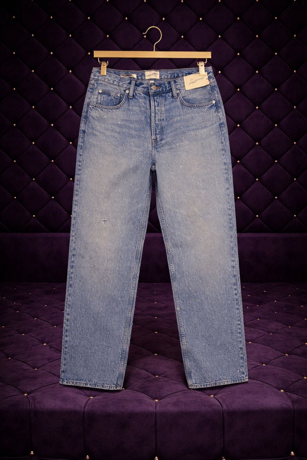 Other LIGHT WASH STRAIGHT FIT DENIM JEANS Size US 32 / EU 48 - 1 Preview