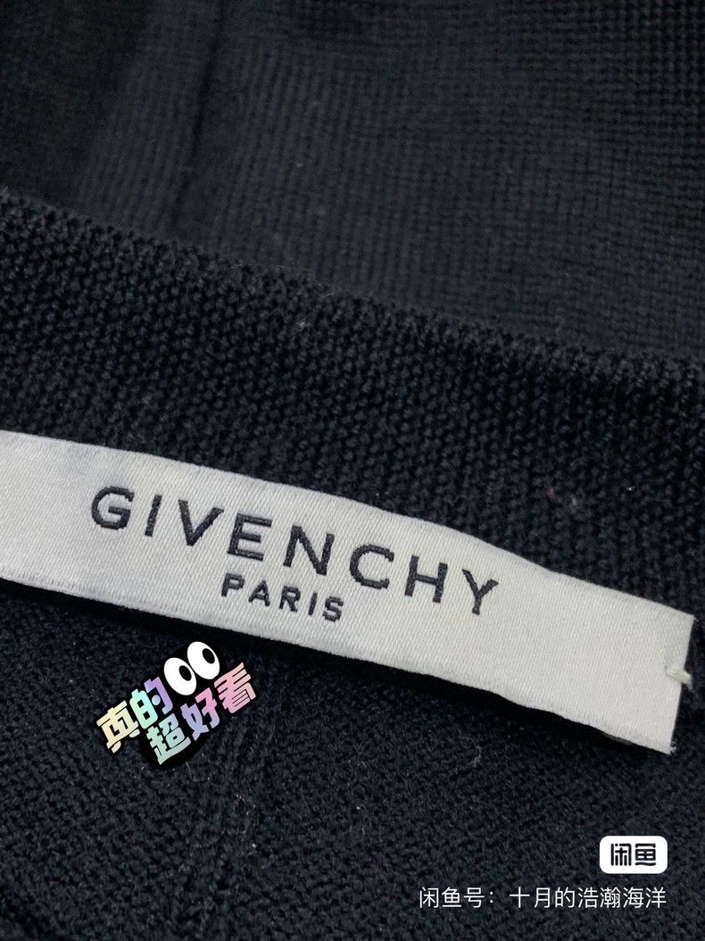 Givenchy Givenchy Men's Star Embroidered Sweater Size US M / EU 48-50 / 2 - 2 Thumbnail