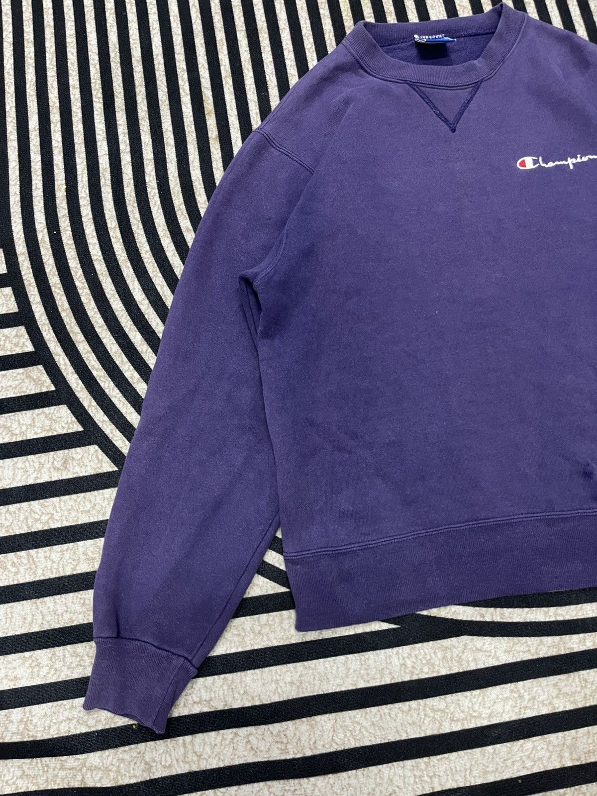 Champion 90s CHAMPION BIG PRINT SWEATSHIRT DISTRESSED Size US M / EU 48-50 / 2 - 3 Thumbnail