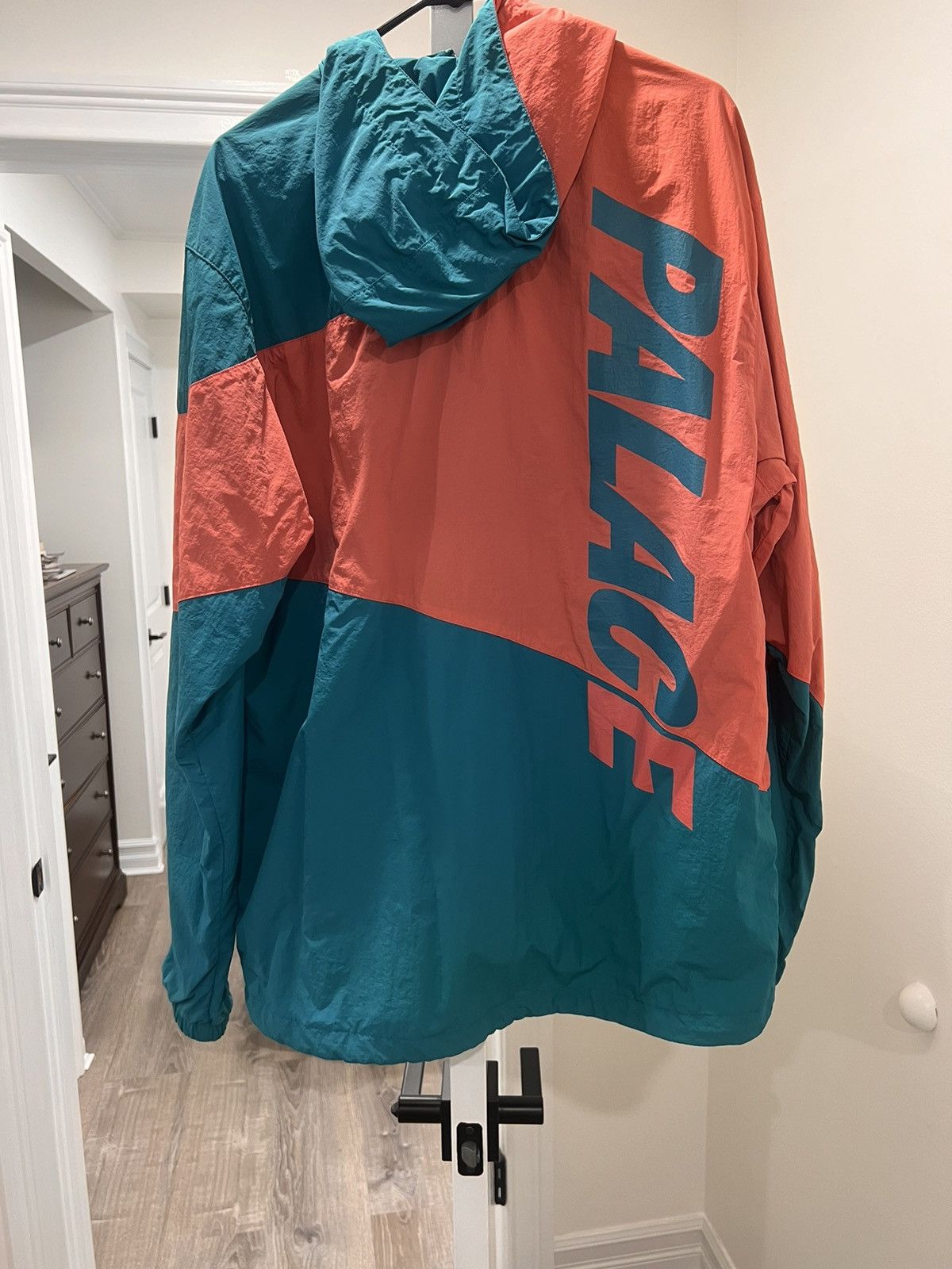 Palace Yanggang Shell Top Size US XL / EU 56 / 4 - 2 Thumbnail