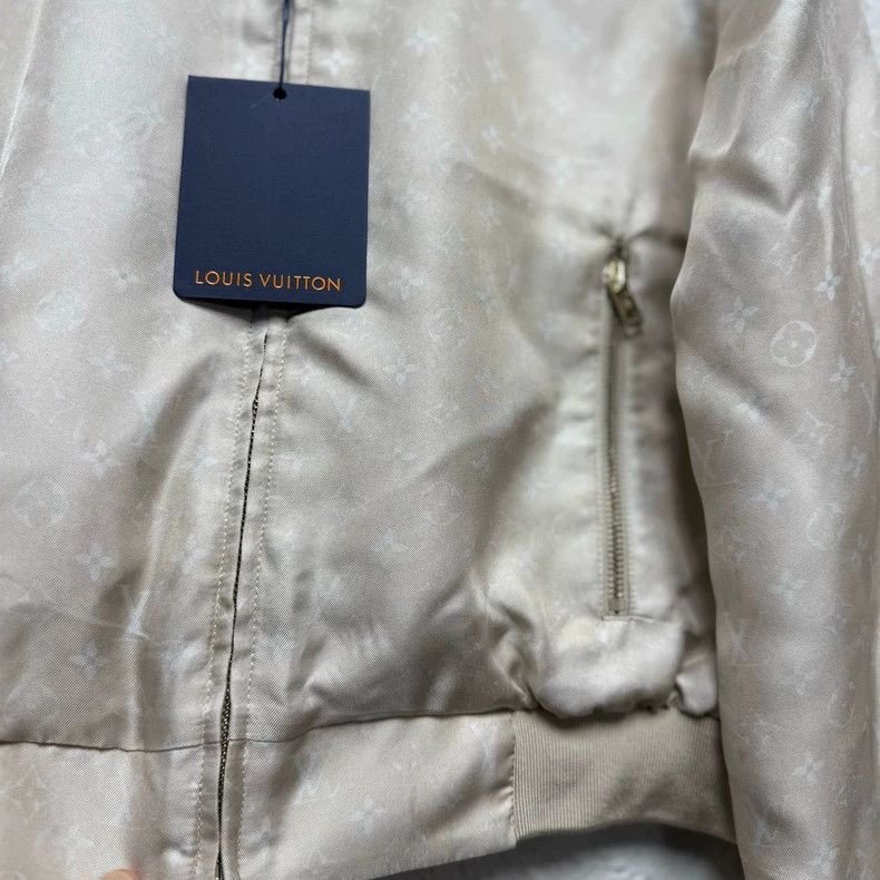Louis Vuitton Louis Vuitton Silk Zipper Jacket for Women-2506 Size S / US 4 / IT 40 - 4 Thumbnail