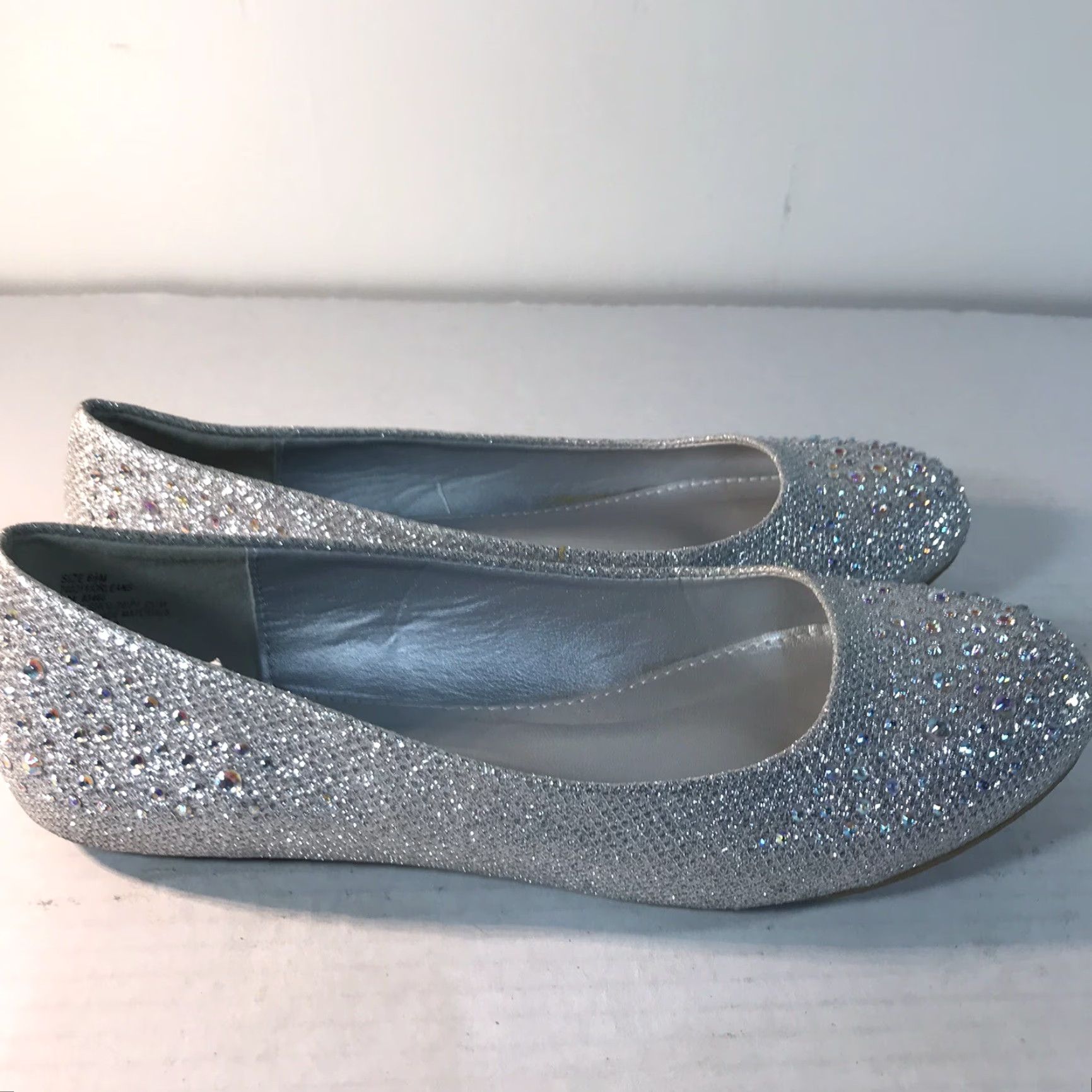 Vintage Hotcakes Orleans Silver Sequin Rhinestone Ballet Flats Women's Size 6.5M Dressy Slip-On Flat Size US 6.5 / IT 36.5 - 4 Thumbnail