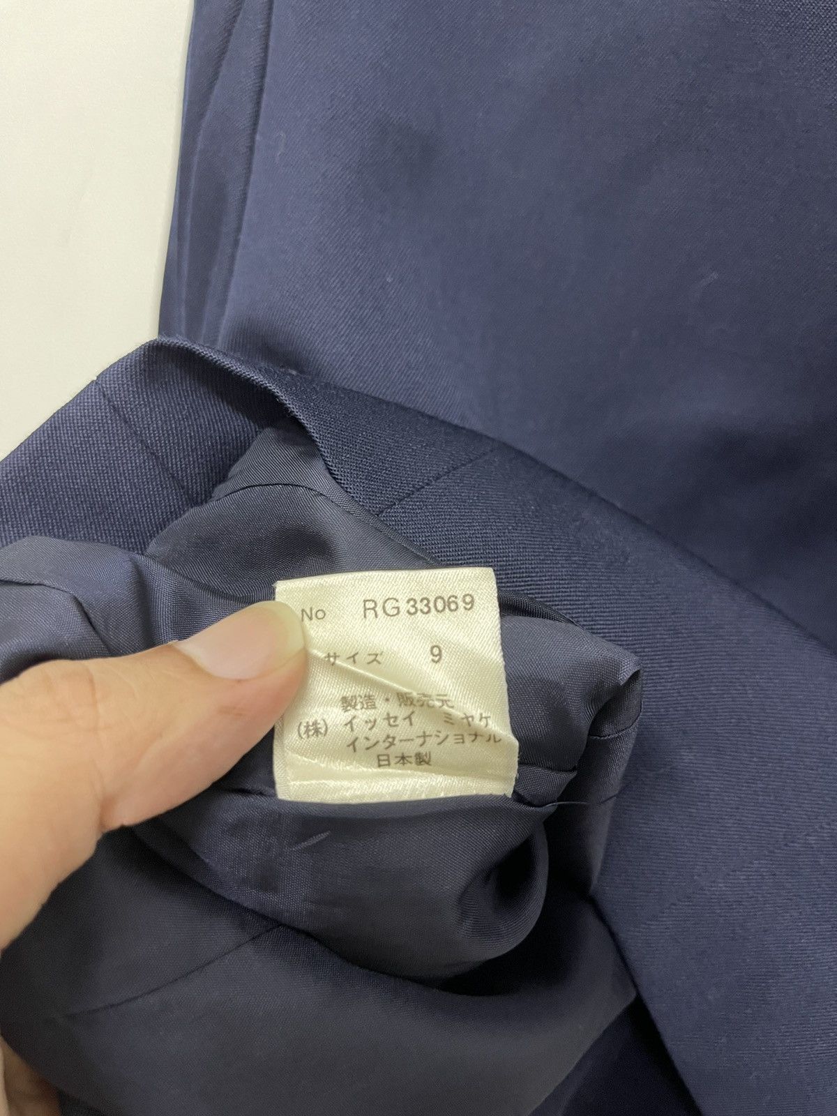 Issey Miyake × Vintage VINTAGE CROP JACKET I.S by ISSEY MIYAKE ARCHIVAL DESIGNER Size M / US 6-8 / IT 42-44 - 5 Thumbnail