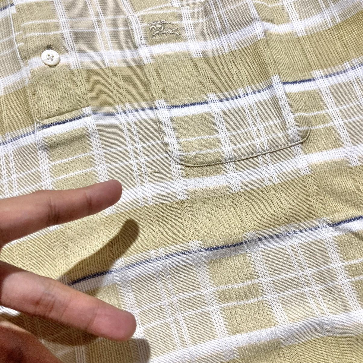 Burberry 1990s Vintage Burberrys Nova Check Pocket Polo Tshirt Luxury Size US L / EU 52-54 / 3 - 10 Thumbnail