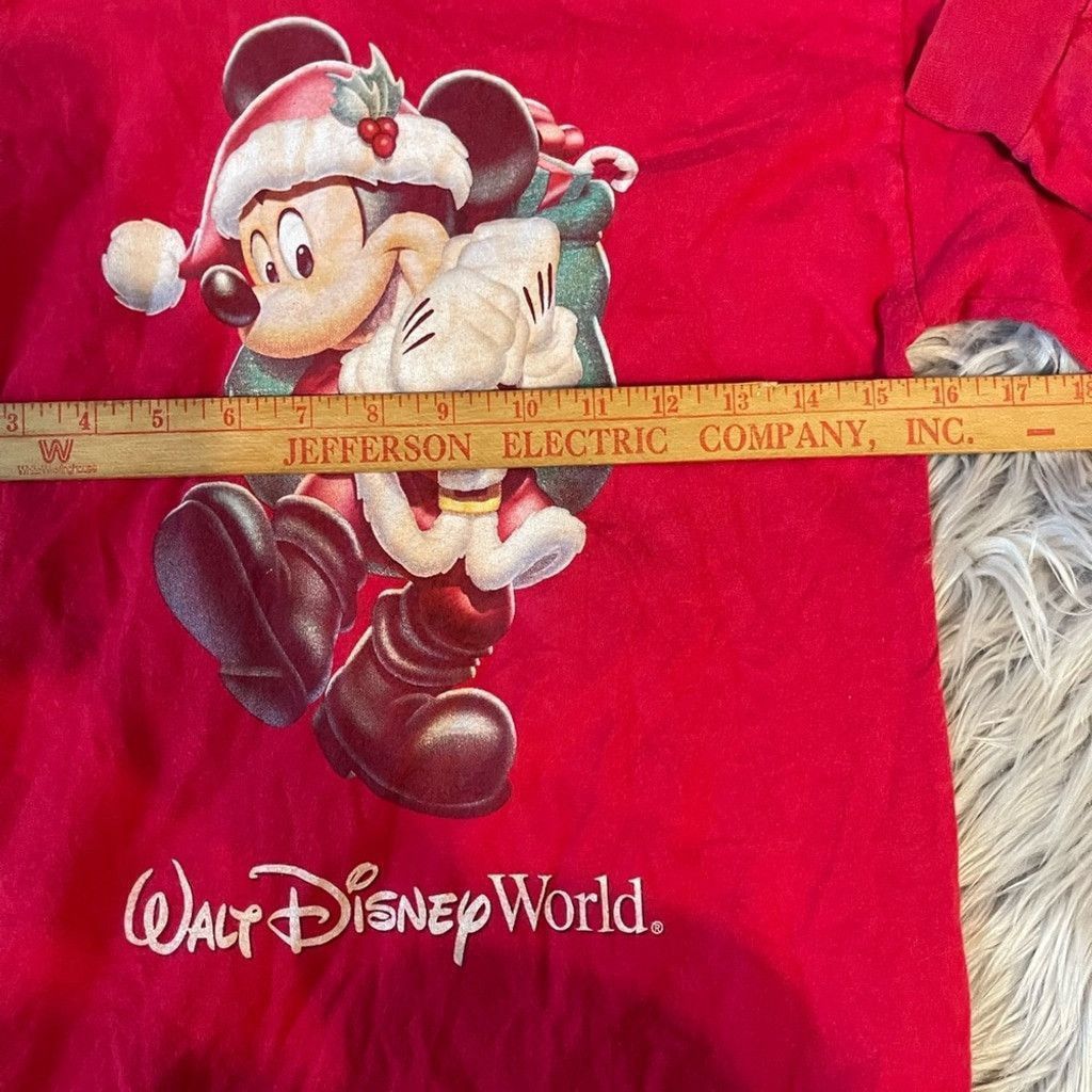 Hanes Vintage Red Disney World Long Sleeve Shirt Size US S / EU 44-46 / 1 - 5 Thumbnail