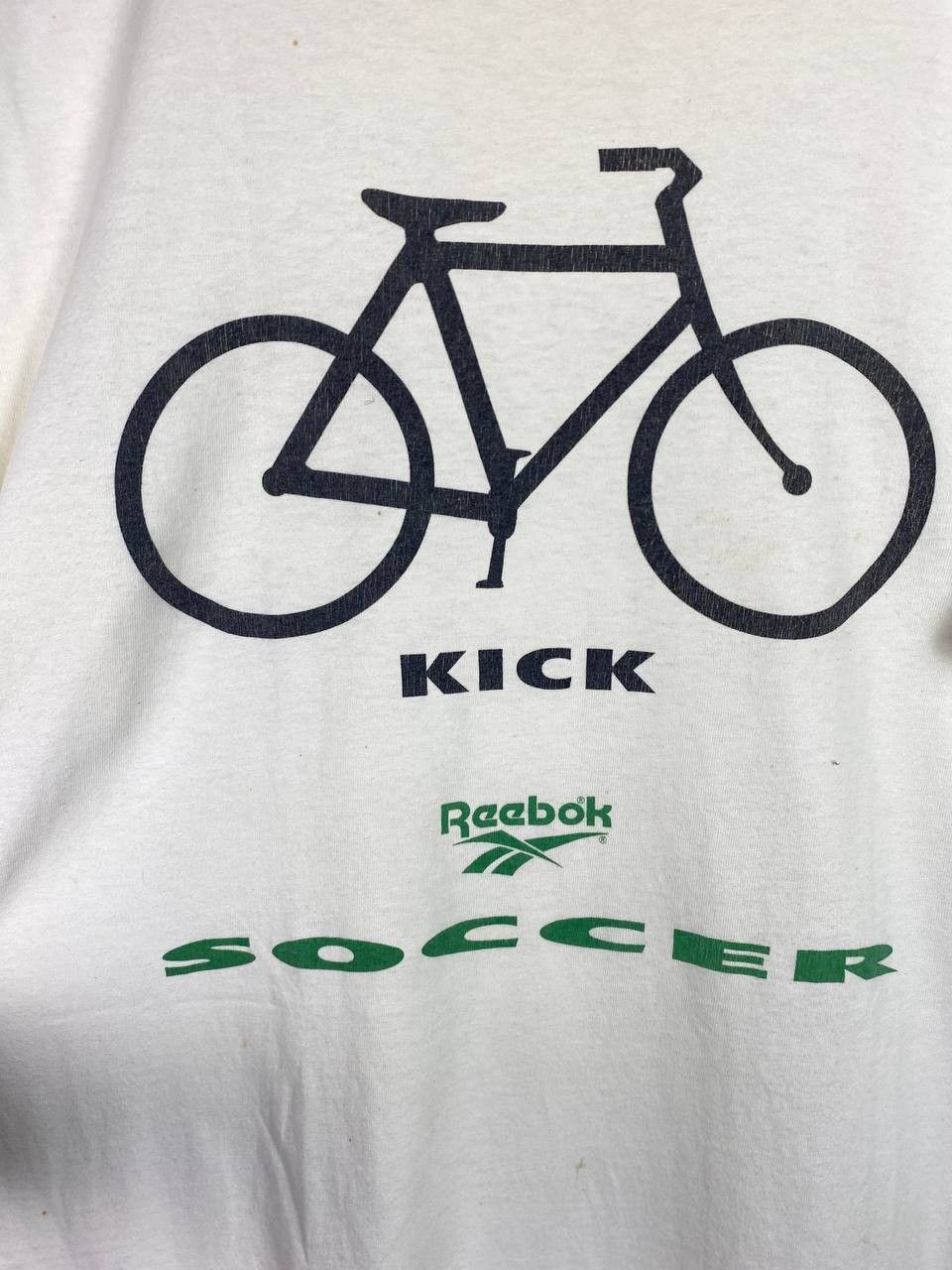 Reebok vintage reebok kick soccer tee nice design Size US L / EU 52-54 / 3 - 2 Thumbnail