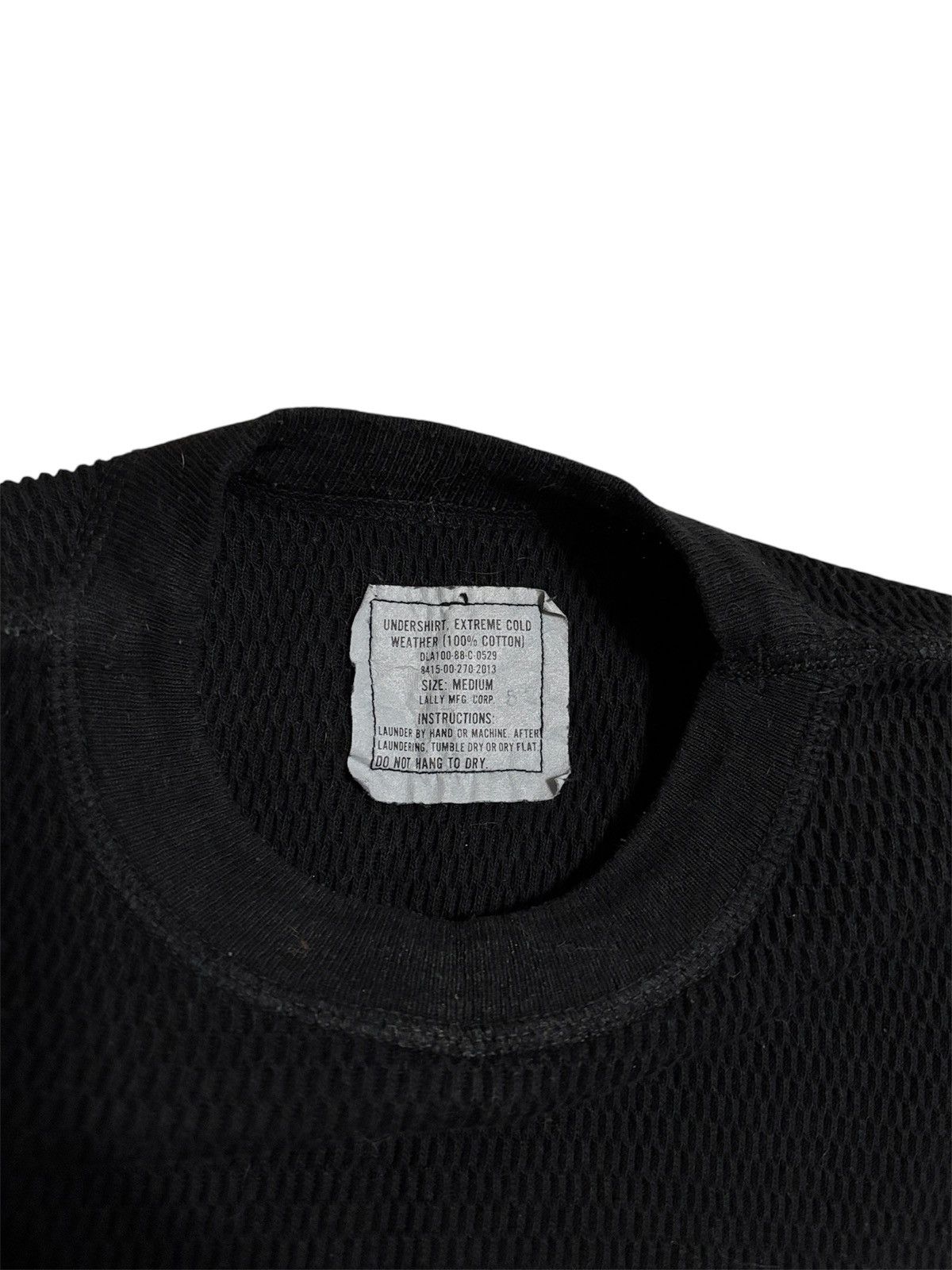 Vintage Vintage military black thermal. Size US M / EU 48-50 / 2 - 3 Thumbnail
