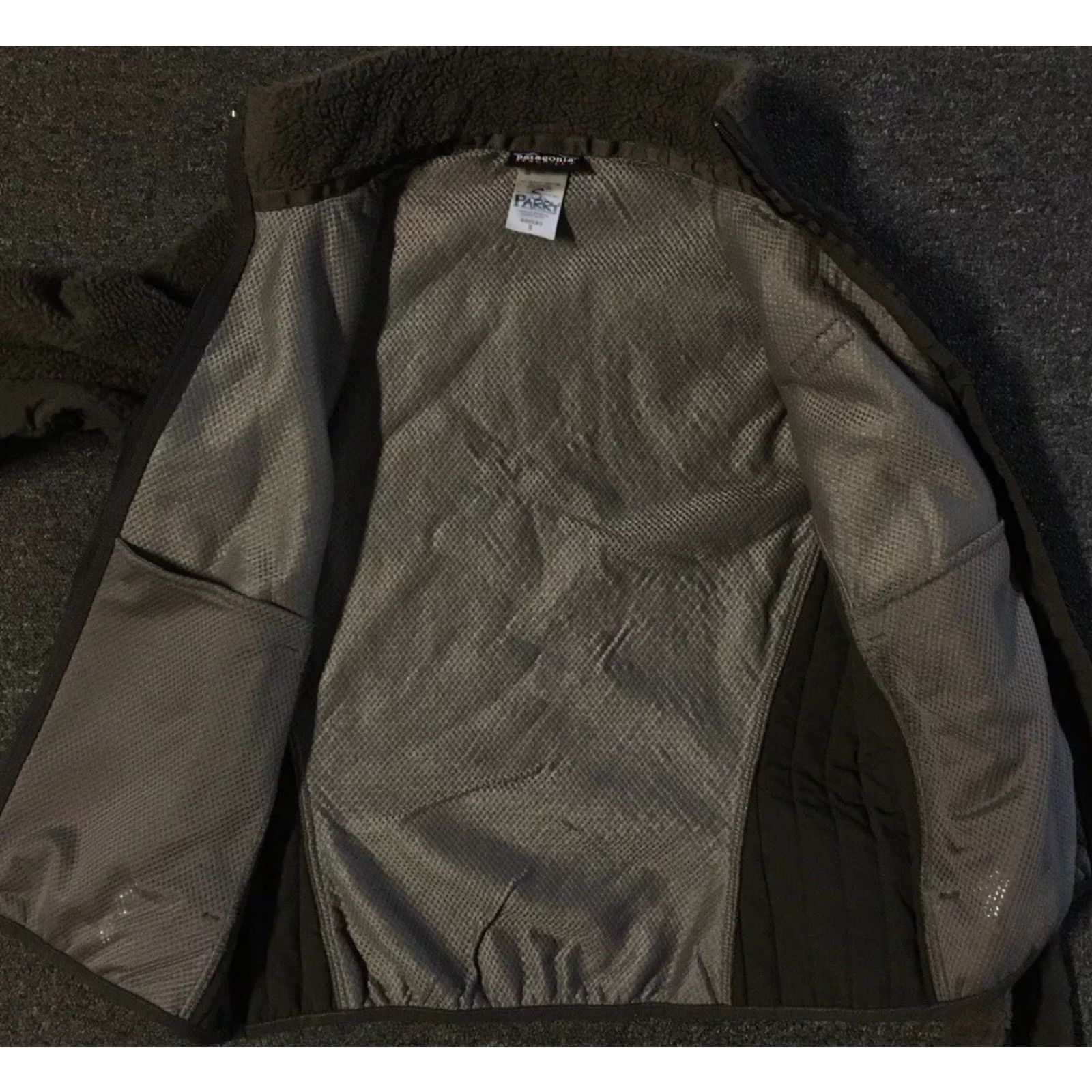 Patagonia Vtg Patagonia Synchilla Deep Pile Fleece Jacket S Snow Climbing Hiking Ski 90s Women Brown Full Zip Pockets Vintage Active Jacket Size S / US 4 / IT 40 - 4 Thumbnail