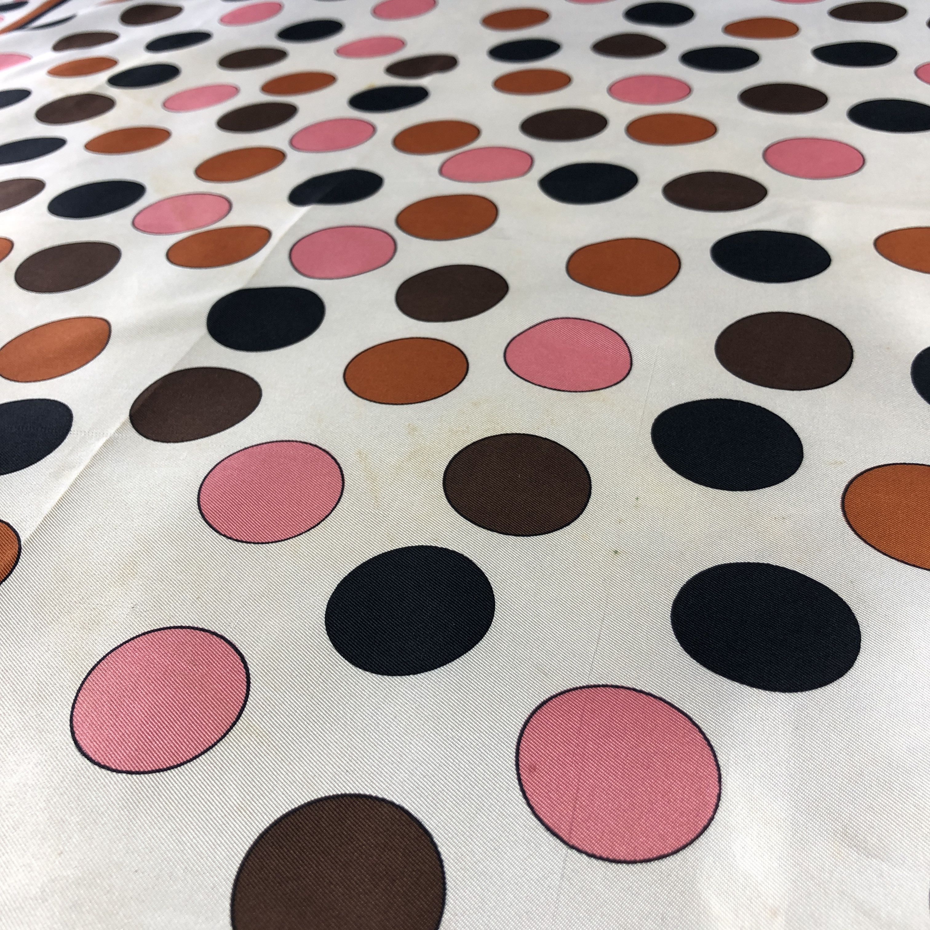 Emanuel Ungaro Emanuel Ungaro Polka Dots Silk Scarf M1406 Size ONE SIZE - 8 Thumbnail