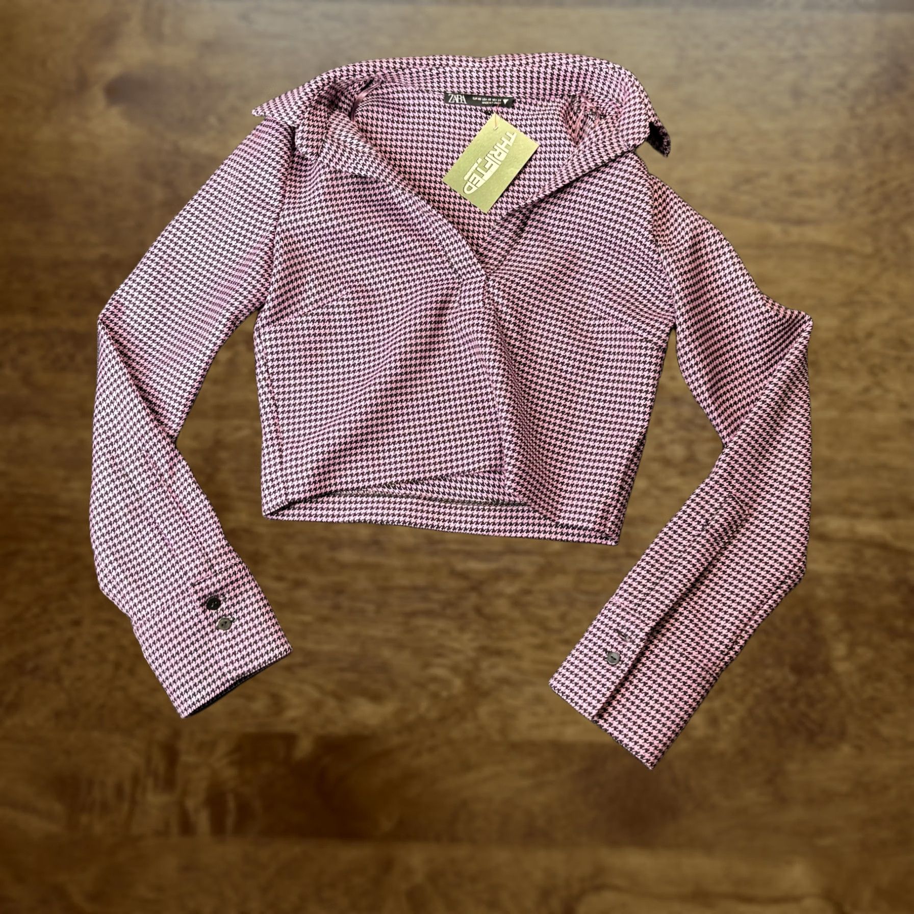 Zara VINTAGE? No, Zara Polo Shirt Womens XS Pink Check Cropped Collared Long Sleeve Houndstooth Sold? Size XS / US 0-2 / IT 36-38 - 1 Thumbnail