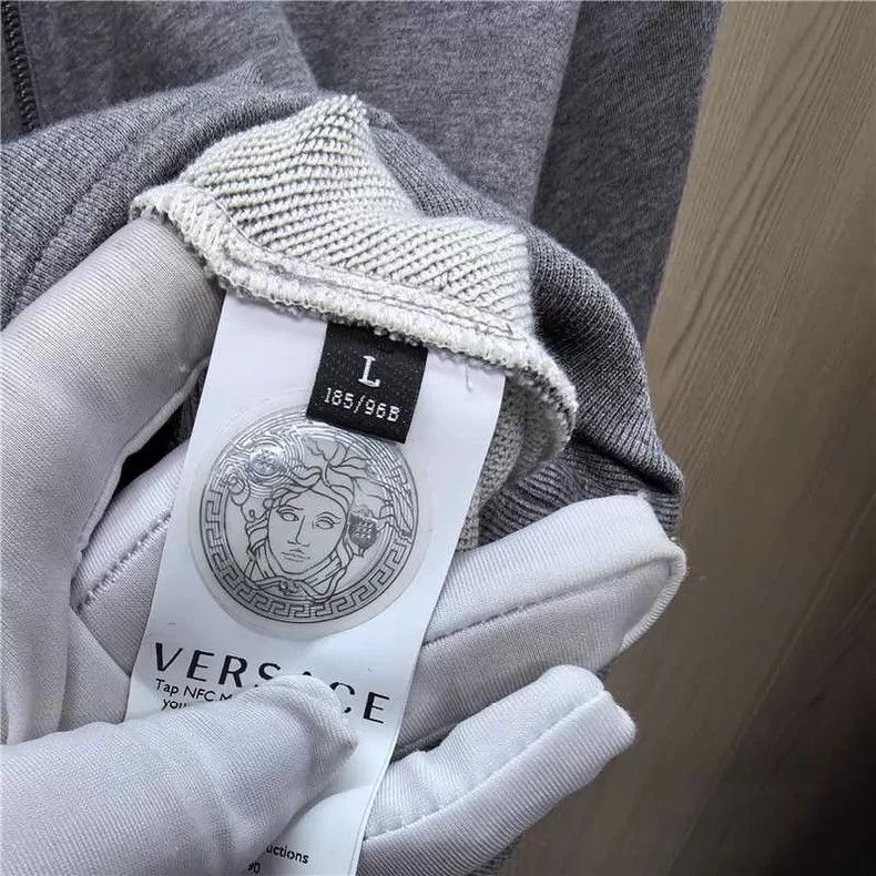 Versace Versace Main line gray hooded sweatshirt jacket Size US L / EU 52-54 / 3 - 2 Thumbnail