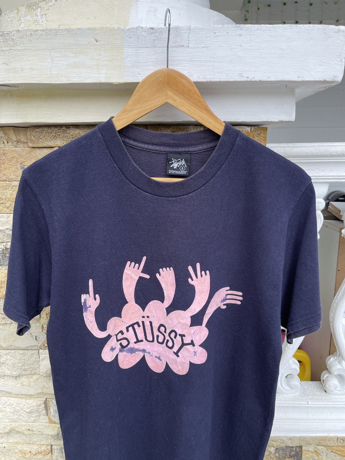 Stussy Rare🔥Vintage STUSSY Big Logo Finger T Shirt Size US S / EU 44-46 / 1 - 2 Thumbnail