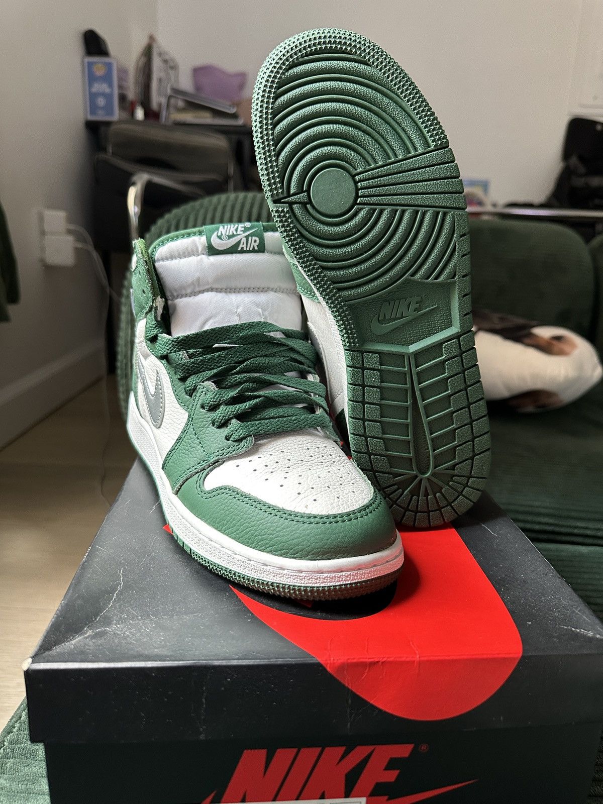 Jordan Brand × Nike Air Jordan 1 Retro George Green Size US 6.5 / EU 39-40 - 6 Thumbnail