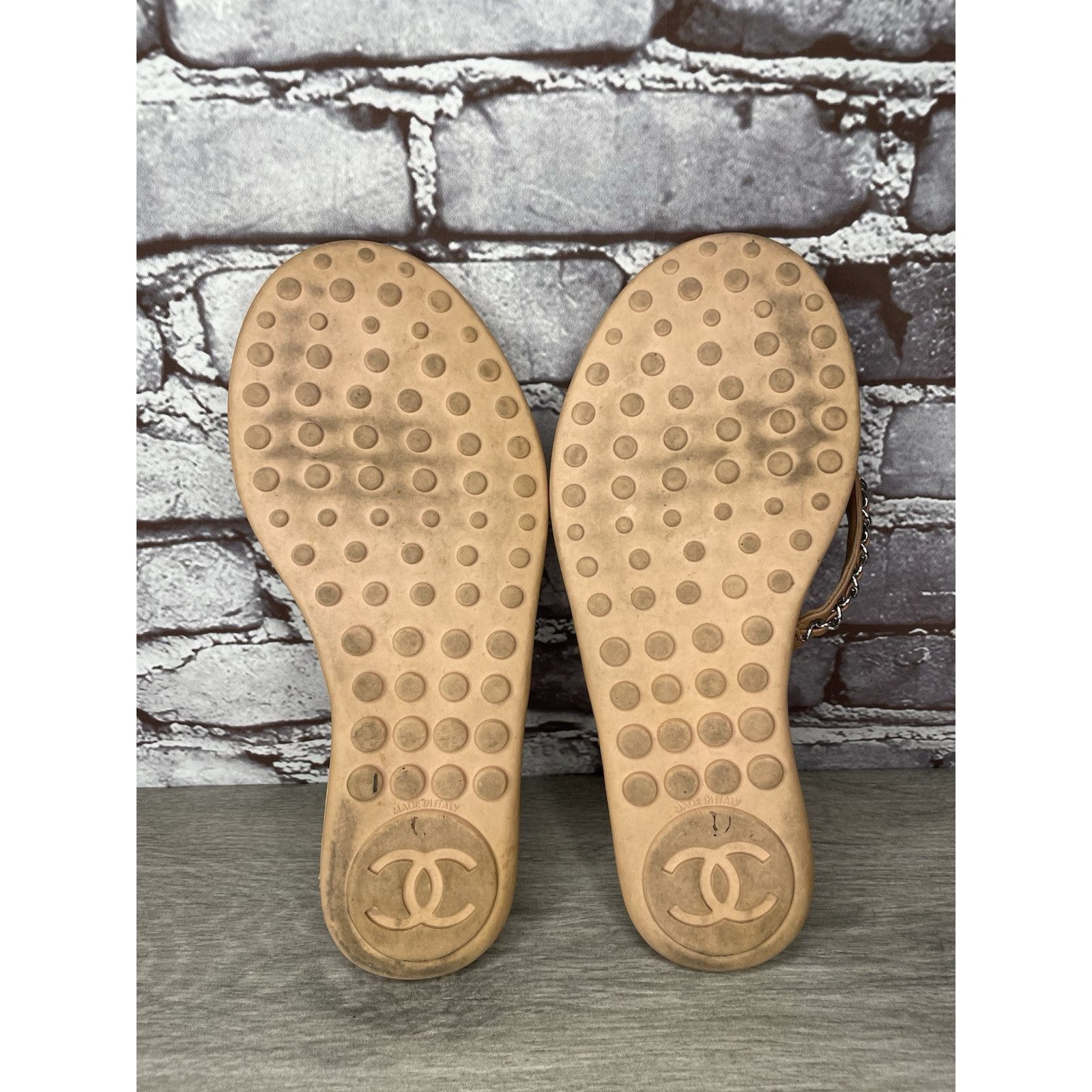 Chanel CHANEL Lambskin CC Chain Pink Leather Designer Thong Sandals Size US 9.5 / IT 39.5 - 9 Thumbnail