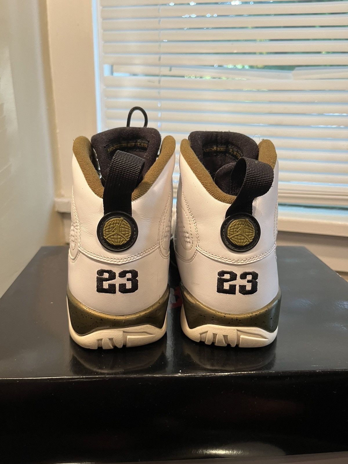 Jordan Brand Air Jordan 9 Retro - Statue Size US 10.5 / EU 43-44 - 3 Thumbnail