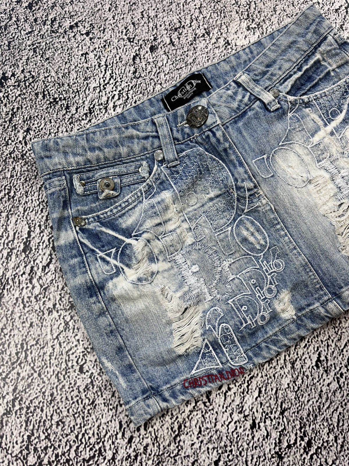 Vintage CHRISTIAN DIOR VIBE SEXY MINI SKIRT DENIM JEANS MONOGRAM Size 29" - 2 Thumbnail