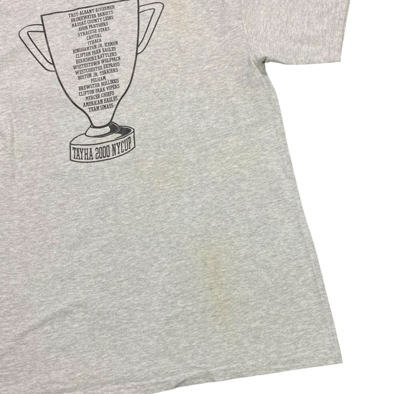 Gildan VINTAGE New York Cup 2000 Holiday Tournament Ice Hockey Sports T-Shirt L Mens Grey Size US L / EU 52-54 / 3 - 3 Thumbnail