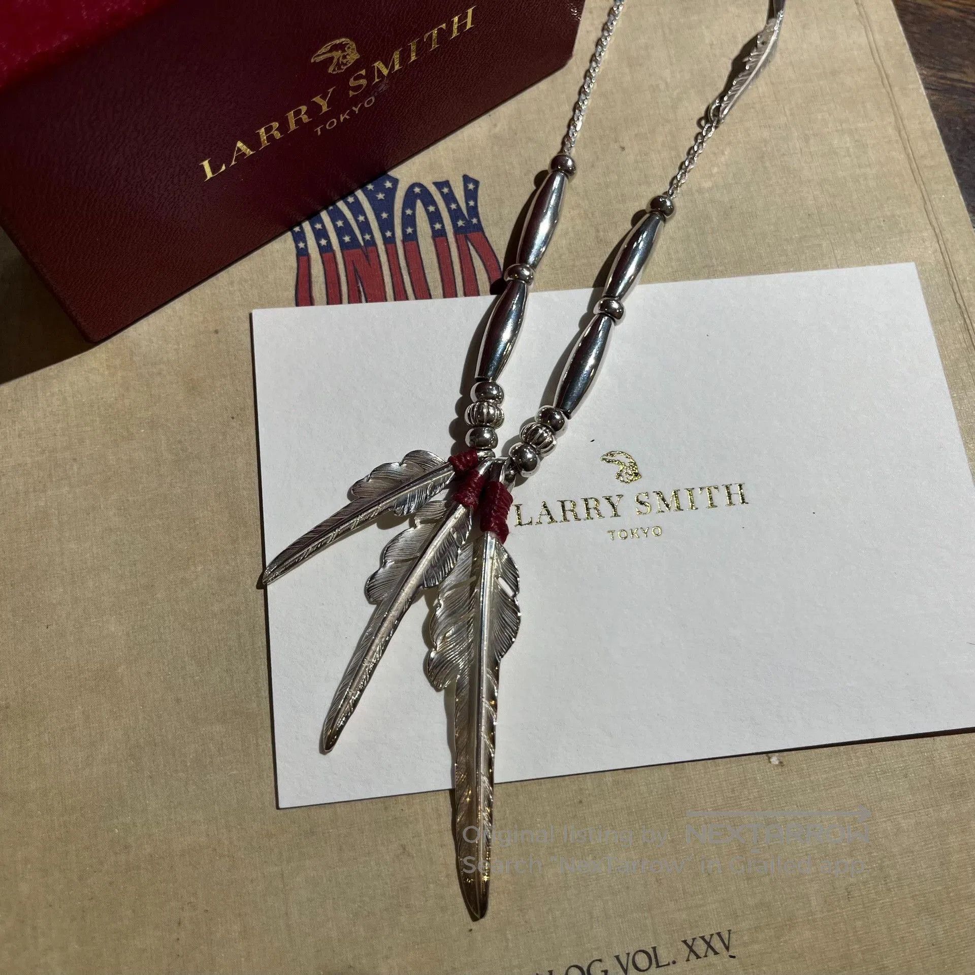 Larry Smith Larry Smith Feather Charm Necklace. Size ONE SIZE - 1 Thumbnail