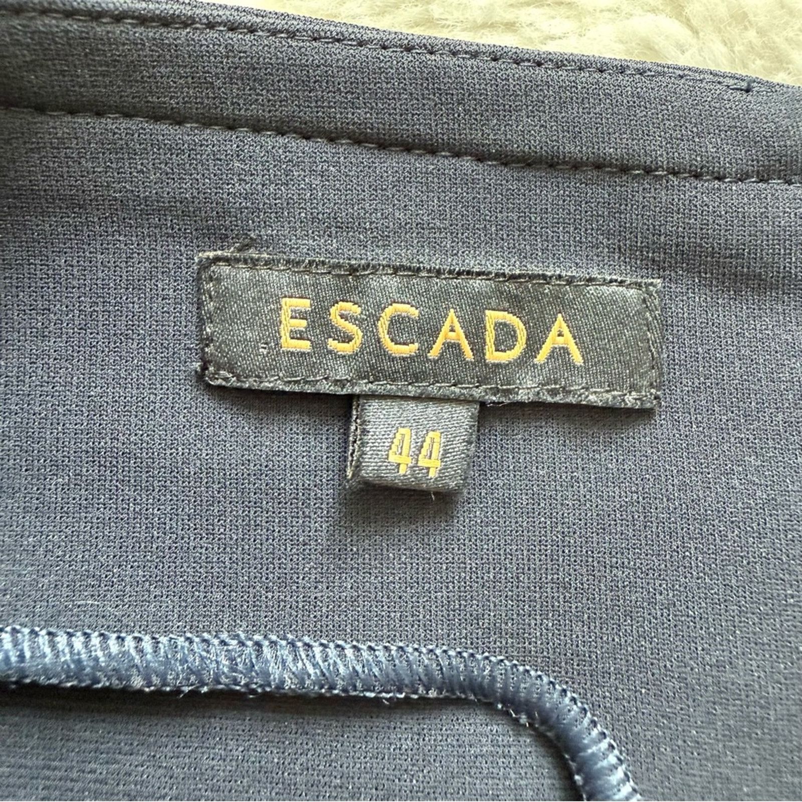 Escada ESCADA women 2 pieces dark blue costume size 44 GR or 12US Size 34" / US 12 / IT 48 - 7 Thumbnail