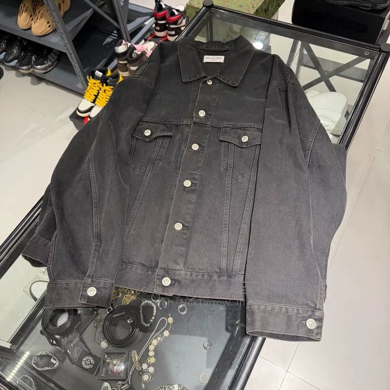Balenciaga Balenciaga denim jacket Size US M / EU 48-50 / 2 - 1 Thumbnail