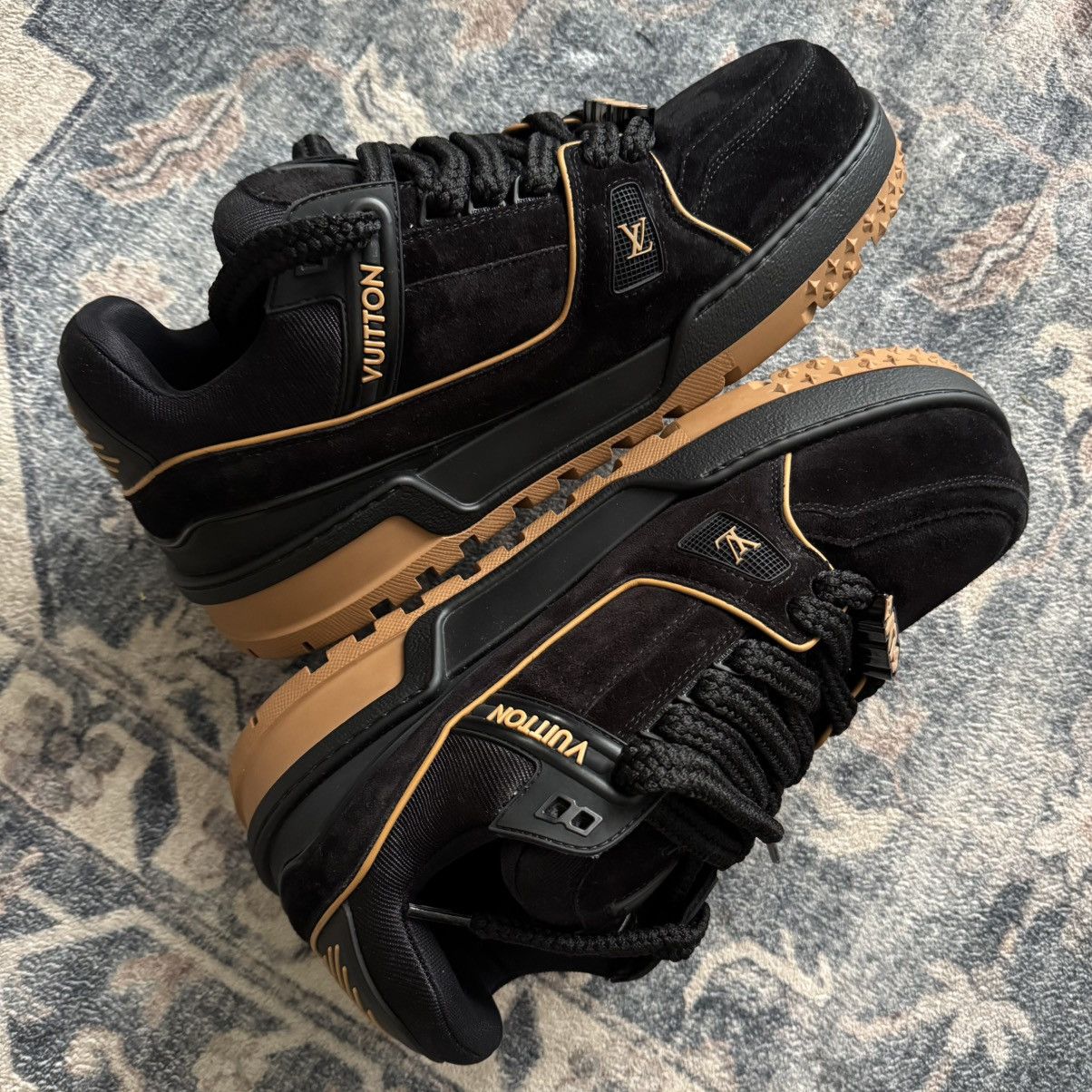 Louis Vuitton LV Louis Vuitton Maxi Trainer Black Brown Suede Black sz 12 Size US 12 / EU 45 - 10 Thumbnail