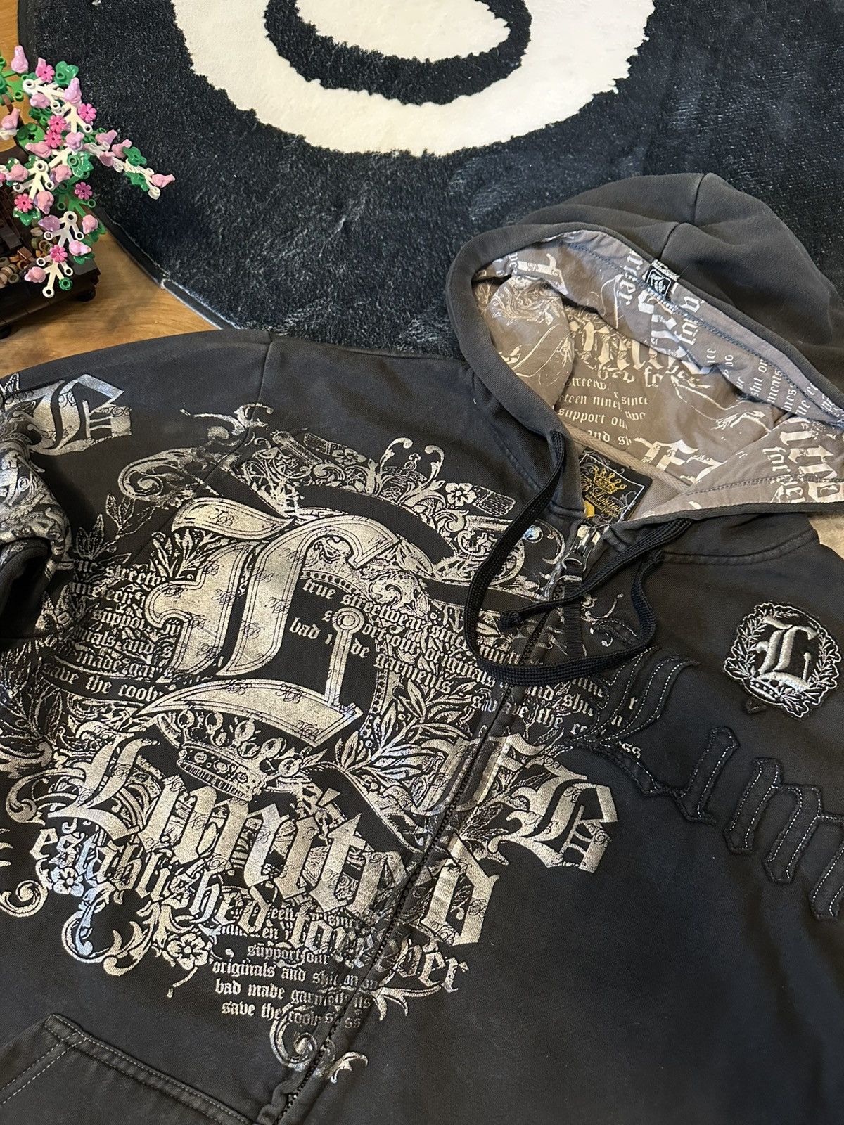 Affliction × Vintage Hoodie affliction vintage y2k baggy opium alternative skate Size US L / EU 52-54 / 3 - 1 Thumbnail