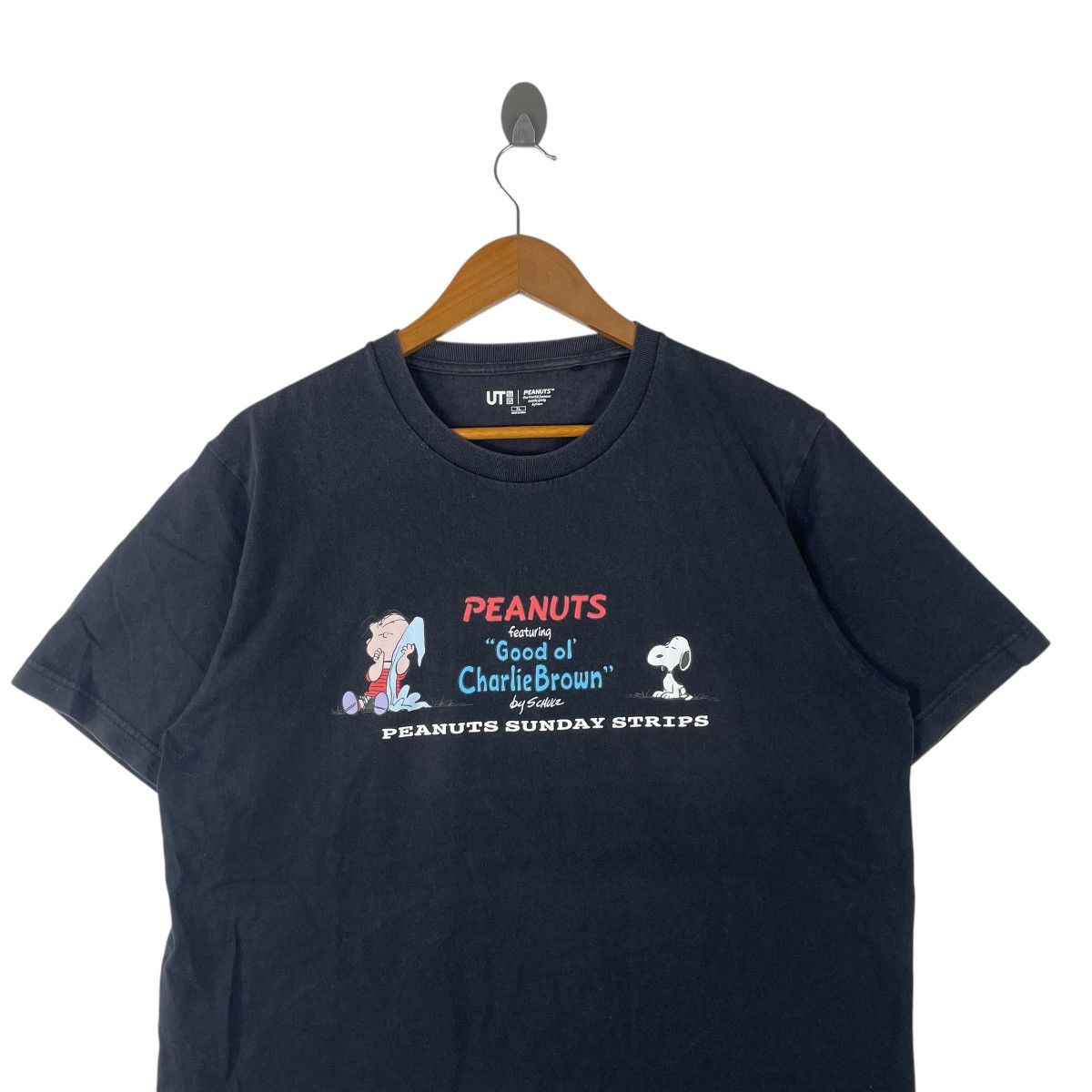 Peanuts × Uniqlo Uniqlo Japan Peanuts Snoopy Charlie Brown Tee Shirt Size US XL / EU 56 / 4 - 2 Thumbnail