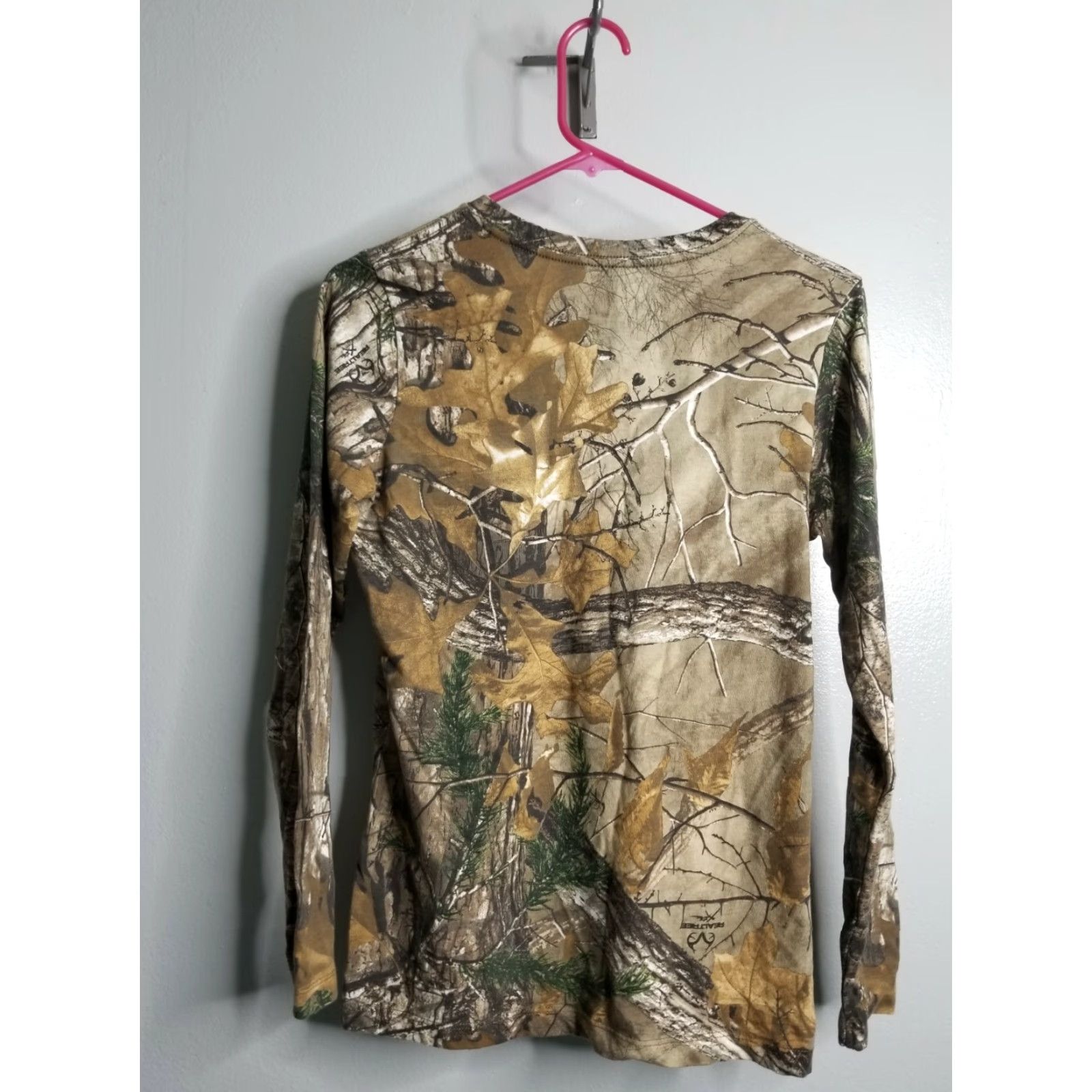 Realtree Realtree Xtra Camo Women’s Baselayer Hunting Shirt Long Sleeve Size S Multicolor Polyester Casual Activewear Womens Size S / US 4 / IT 40 - 2 Thumbnail