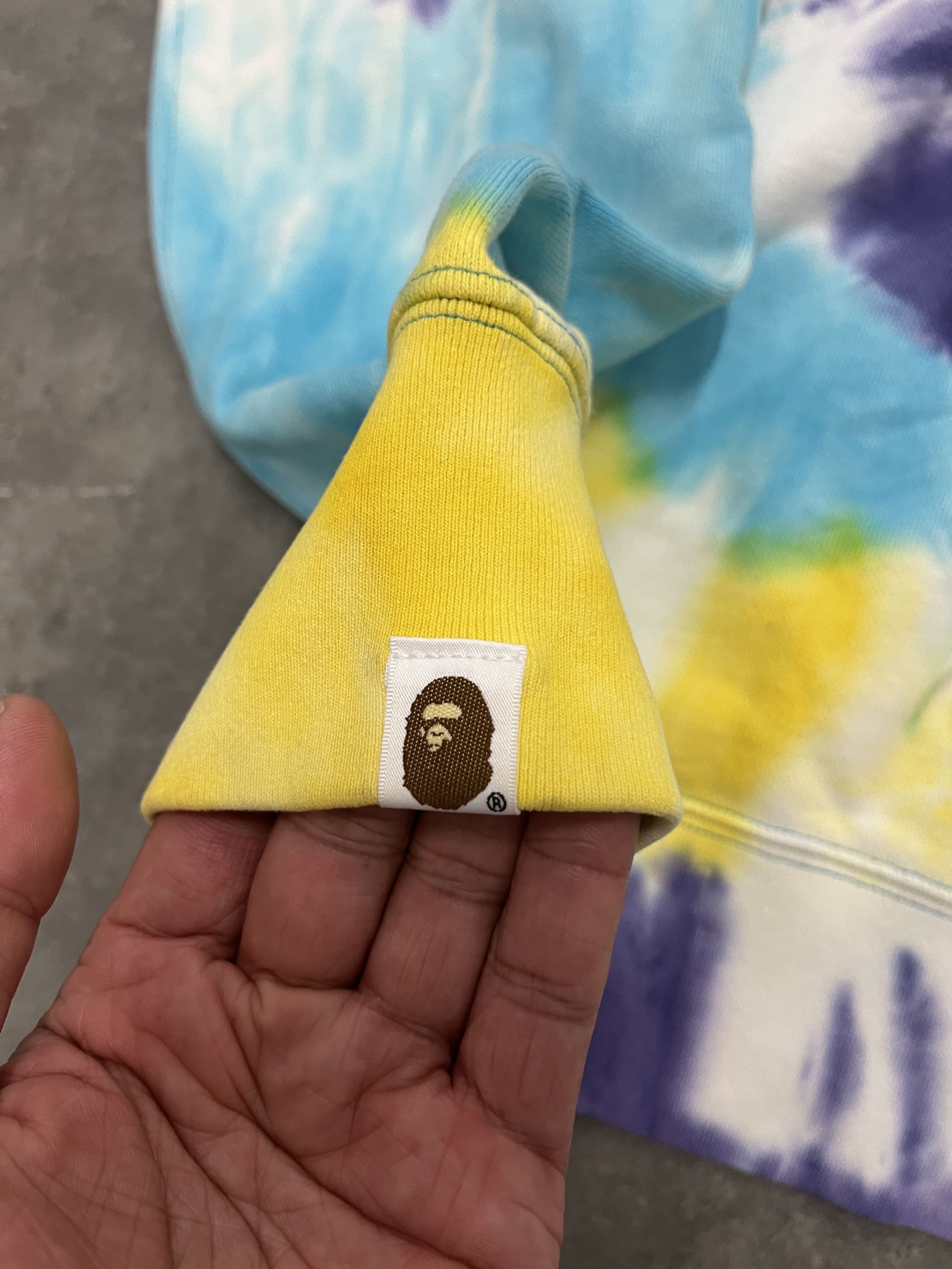 Bape Bape tie die hoodie a bathing ape L Size US L / EU 52-54 / 3 - 5 Thumbnail