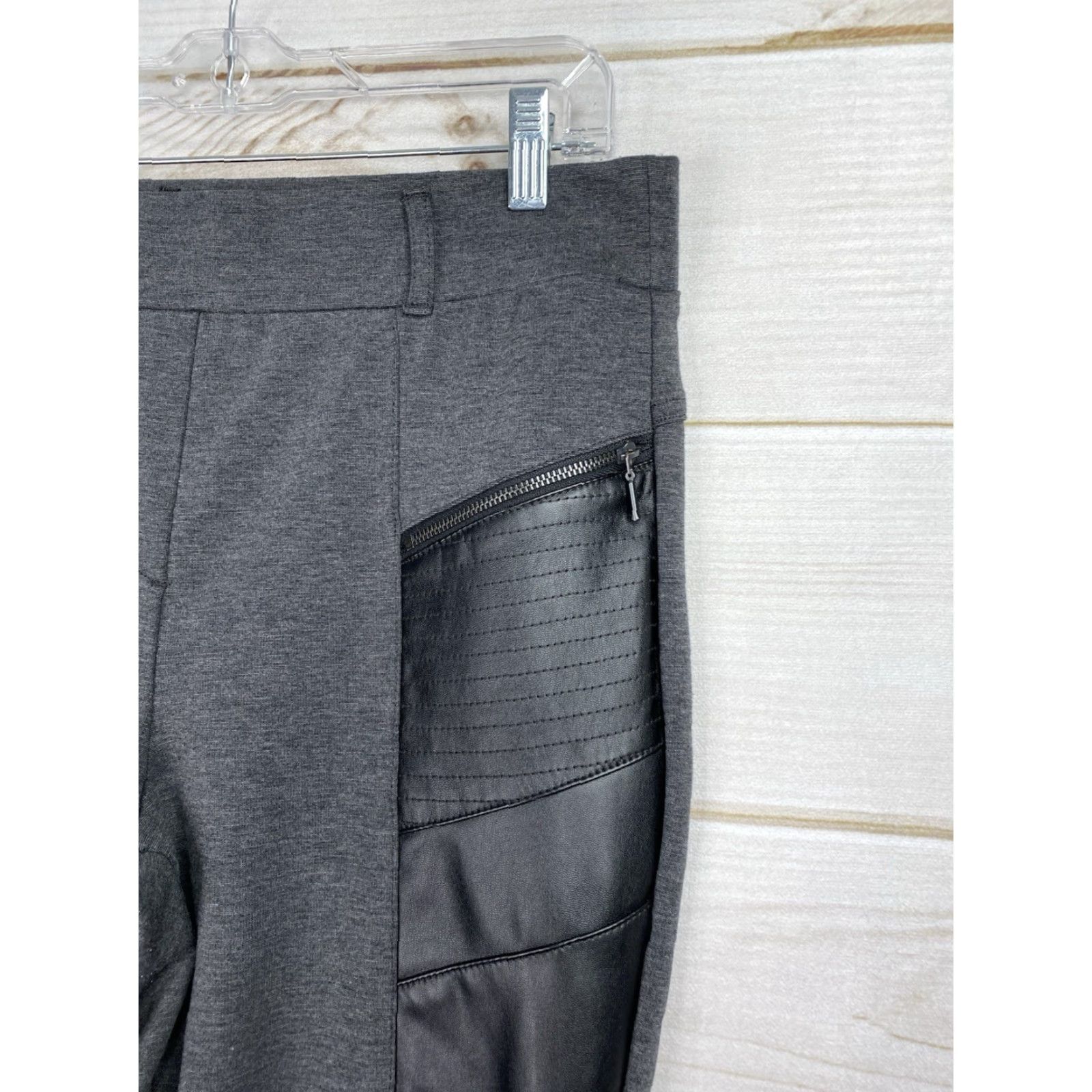 Worthington Worthington Pants Womens L Gray Black Faux Leather Knit Tapered Ponte Zip Pocket Regular Pockets Multicolor 90s Retro Mens Womens Girls Boys Size 36" / US 14 / IT 50 - 2 Thumbnail