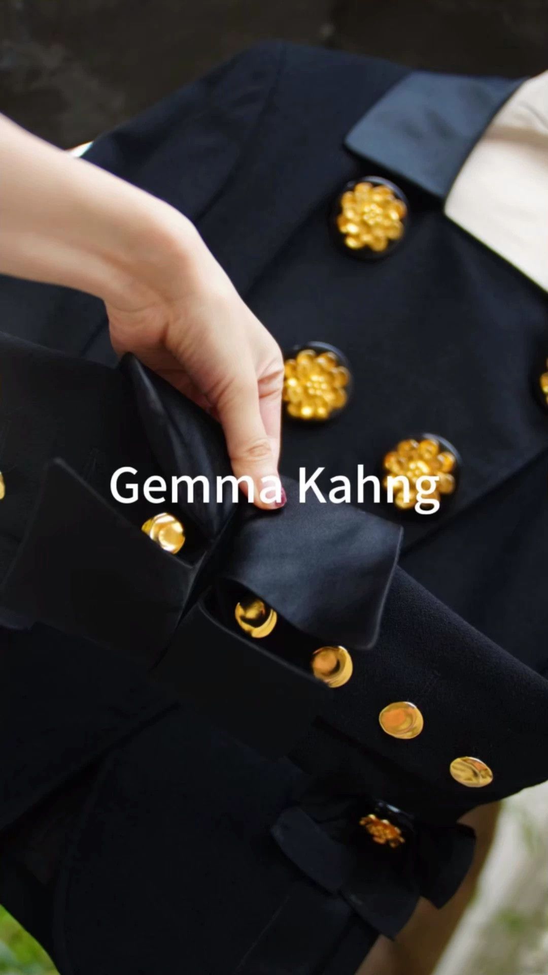 Other women's Gemma Kahng Black Gold Wool Suit M w/ Gold Buttons Size M / US 6-8 / IT 42-44 - 1 Thumbnail