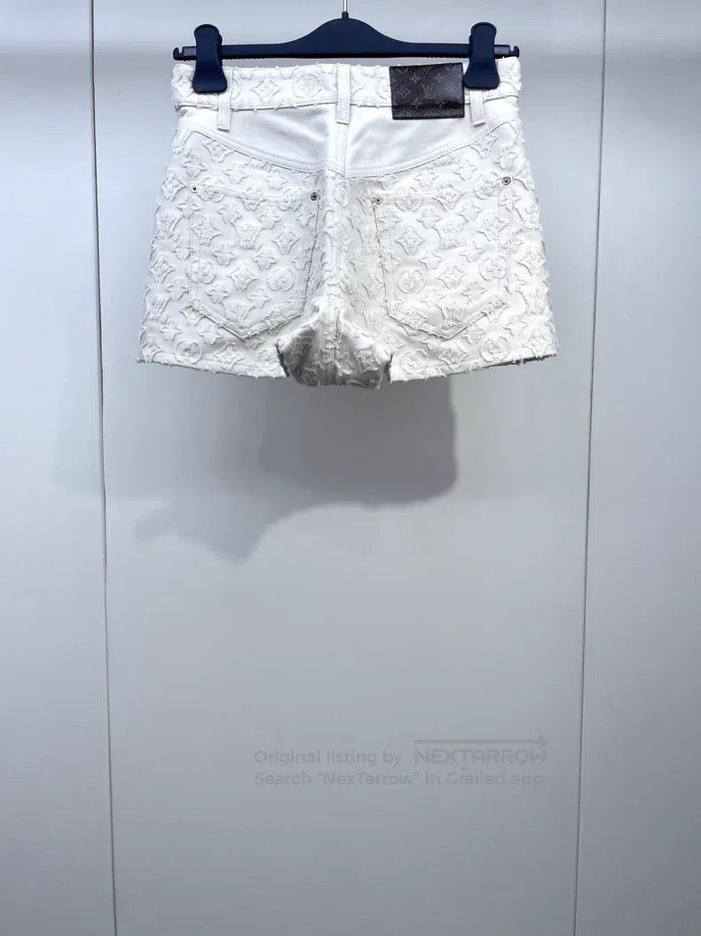 Louis Vuitton Louis Vuitton 24 spring/summer presbyopic denim shorts Size 35" - 2 Thumbnail