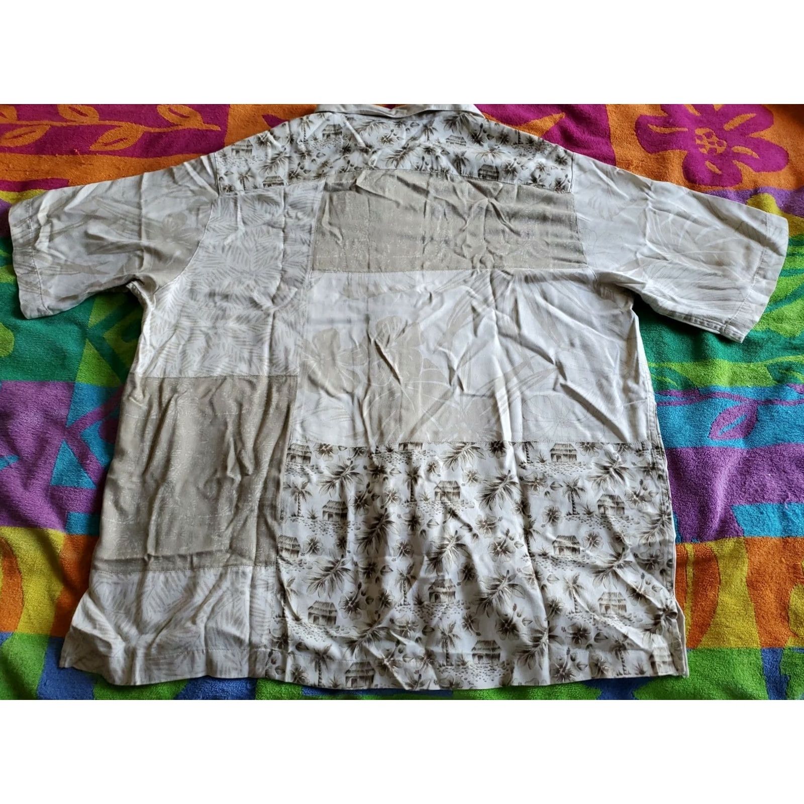 Vintage CARIBBEAN PINEAPPLE Blocked Hawaiian Silk Blend Short Sleeve Shirt L Tan Mens Button-Up Casual Beach Tropical Palm Tree Aloha 90s Size US L / EU 52-54 / 3 - 3 Thumbnail