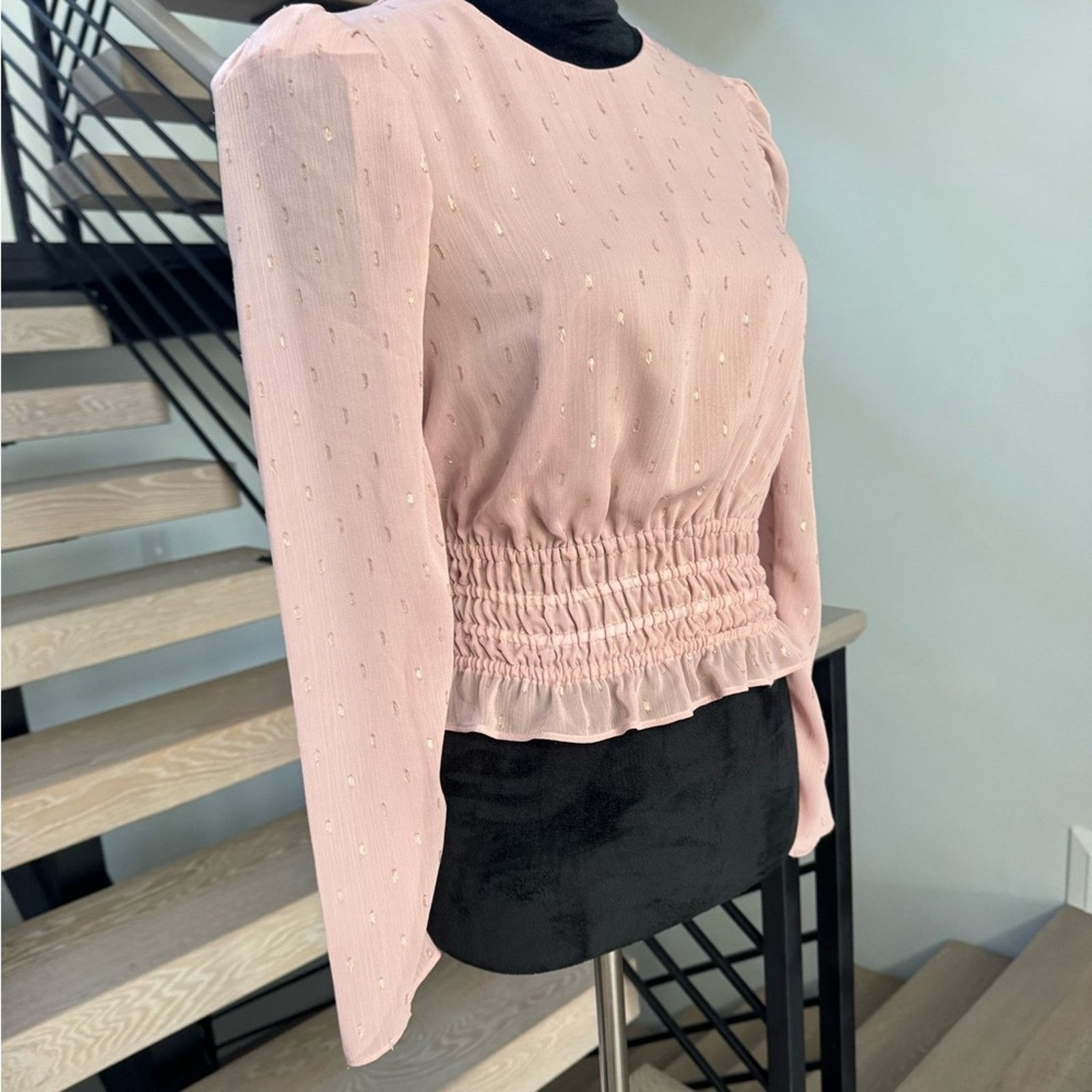 Other New Chic Blush Women's Blouse with Ruched Waist size XS Size XS / US 0-2 / IT 36-38 - 5 Thumbnail