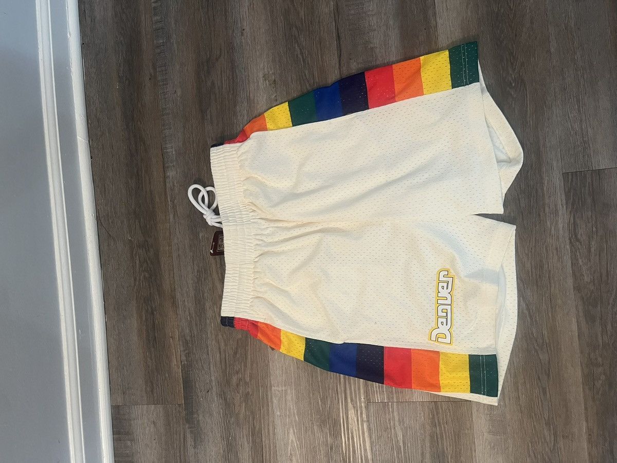 Mitchell & Ness Mitchell and Ness Nuggets shorts Size US 26 / EU 42 - 1 Thumbnail