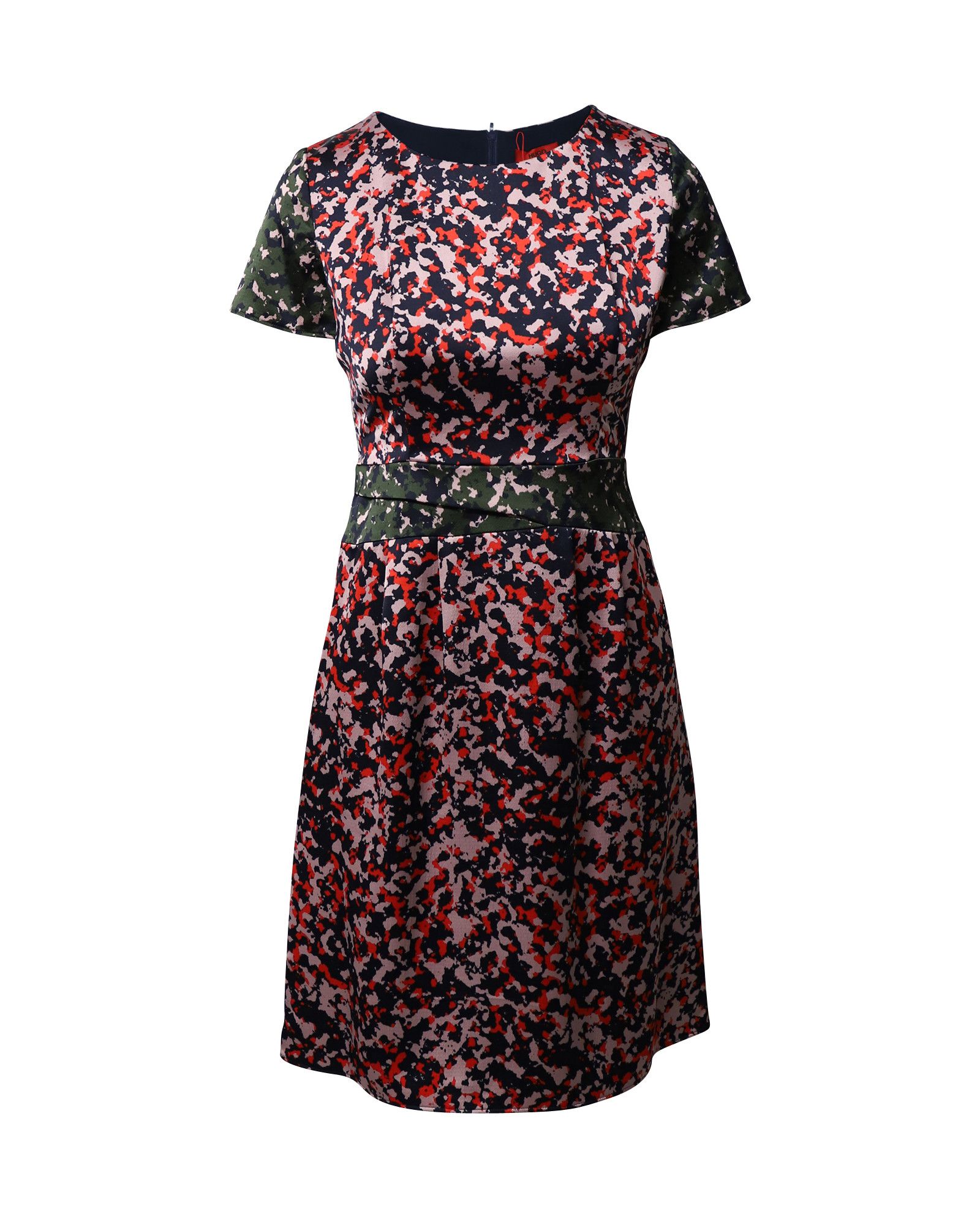 Hugo Boss Hugo Boss Camouflage Print Shift Dress in Multicolor Polyest Size S / US 4 / IT 40 - 1 Thumbnail