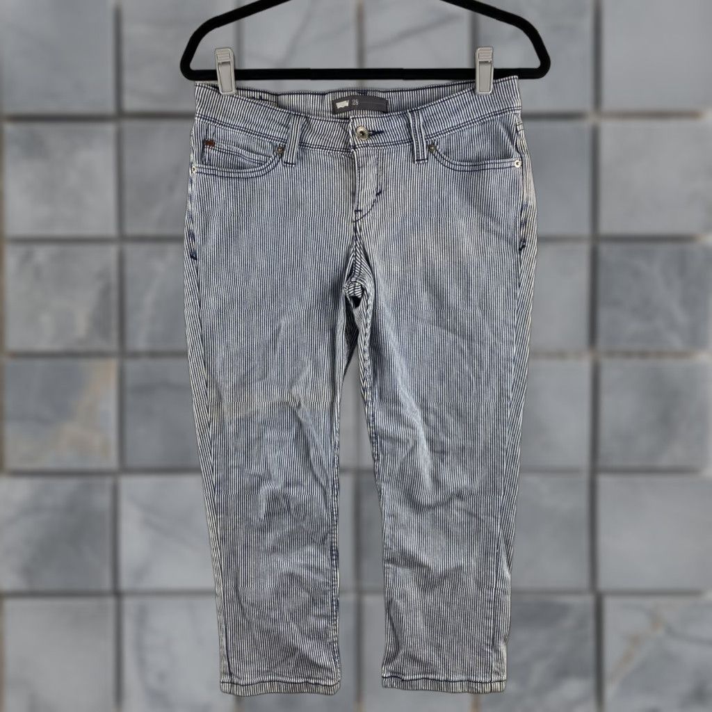 Levi's Levi's Jeans Capri Shaping 311 28 Blue Stretch Pin Stripe Railroad Core Women Jeans Size 28" / US 6 / IT 42 - 1 Thumbnail