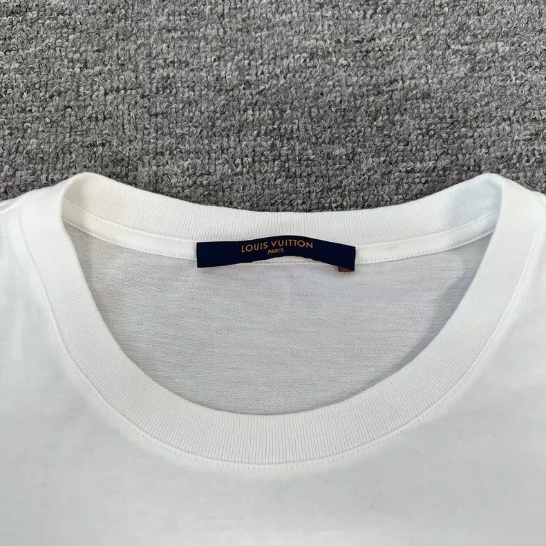 Louis Vuitton Louis Vuitton Letter logo short sleeve T-shirt 2505-Nextarr Size US L / EU 52-54 / 3 - 5 Thumbnail