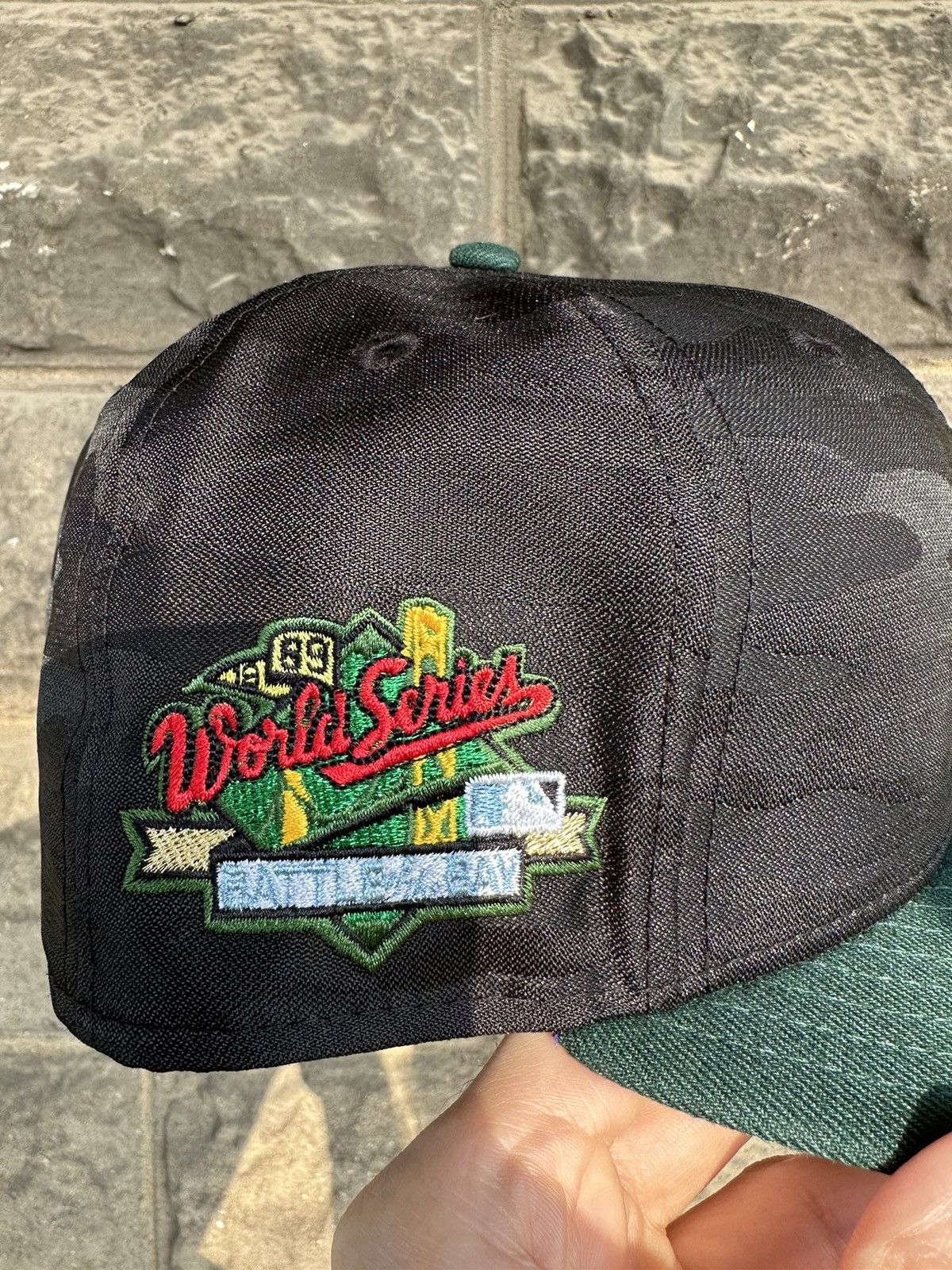 MLB × New Era × Supreme 7 1/2 Oakland A’s 1989 WS Battle of the Bay Adieu Oakland Size ONE SIZE - 6 Thumbnail