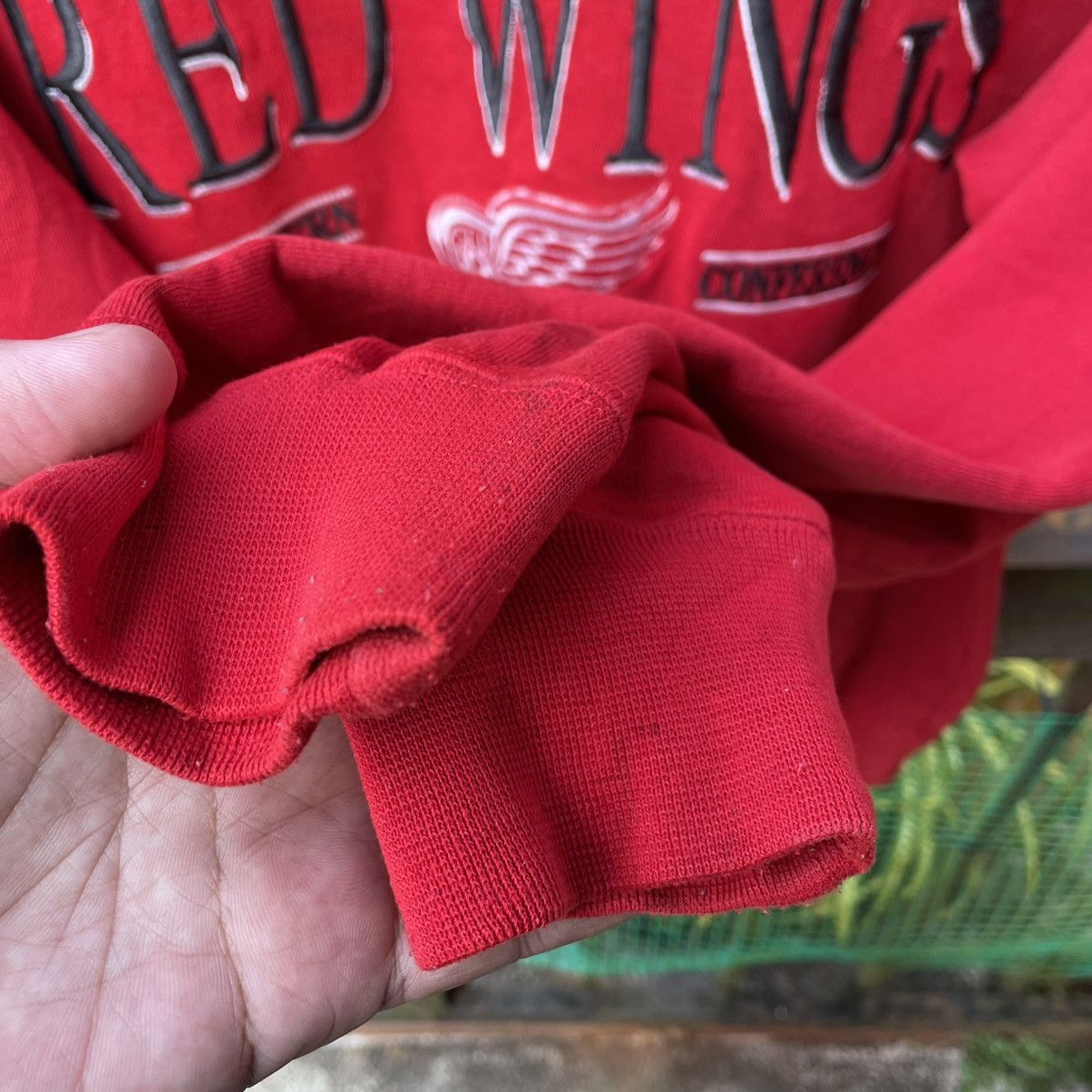 Red Wing 🔥Vintage 90s Detroit Red Wings Embroidered Logo Sweatshirts Size US M / EU 48-50 / 2 - 7 Thumbnail