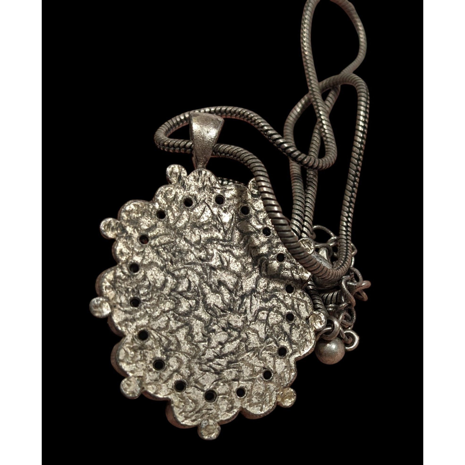 Other Gothic Victorian Style Faux Opal Pendant Necklace Size ONE SIZE - 4 Thumbnail