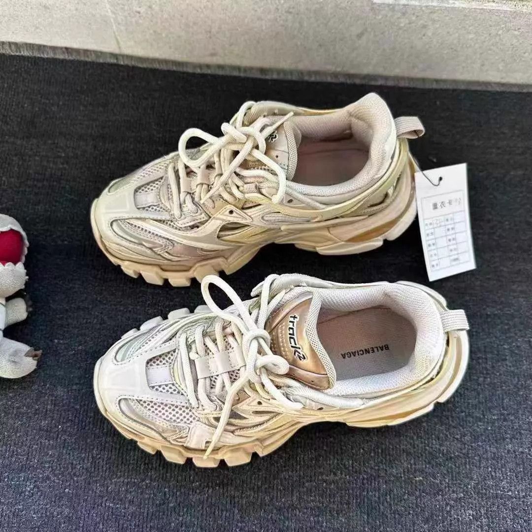 Balenciaga Balenciaga Track Khaki 35 98New Size US 4.5 / IT 34.5 - 1 Thumbnail